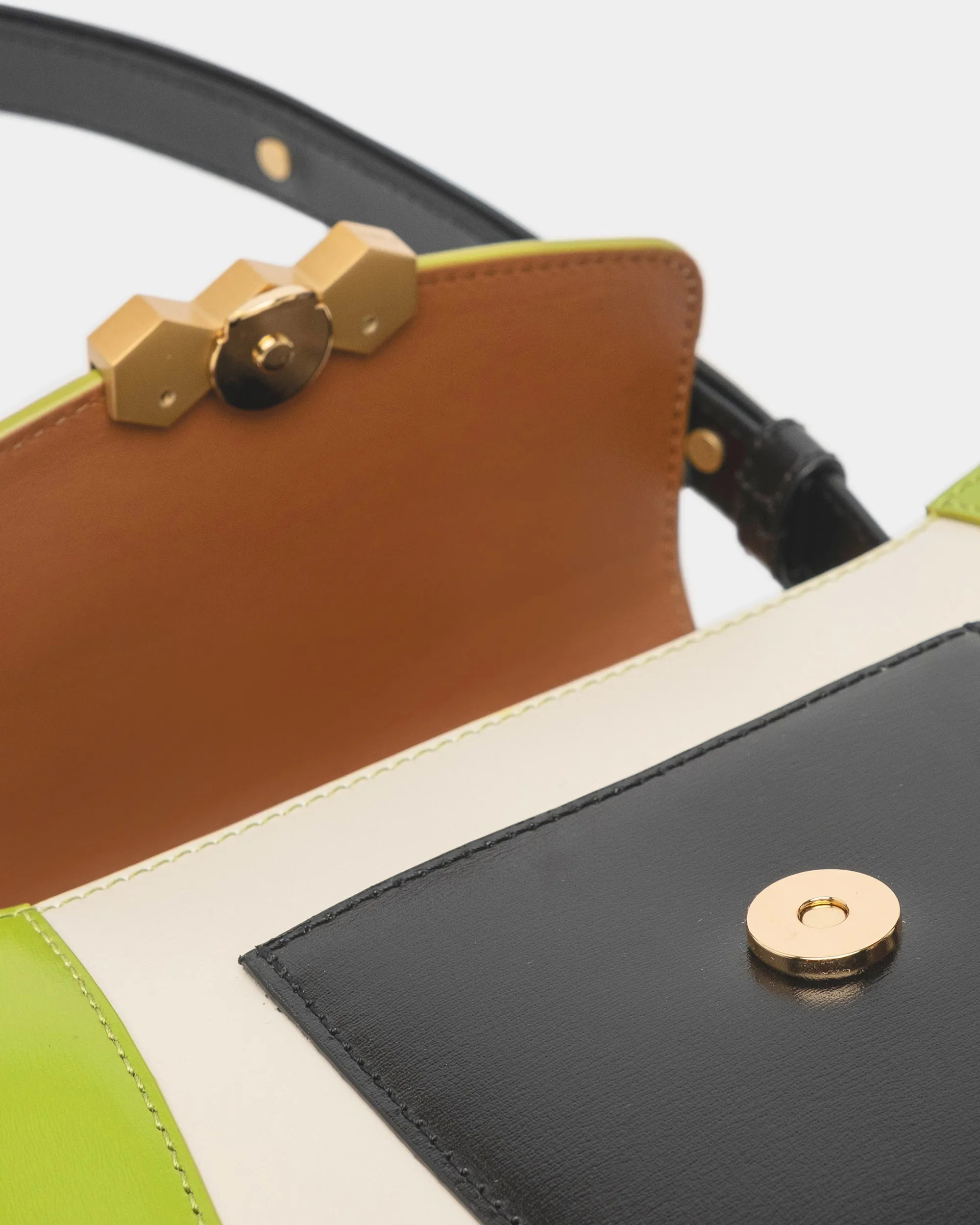 Jill Olive / White / Black