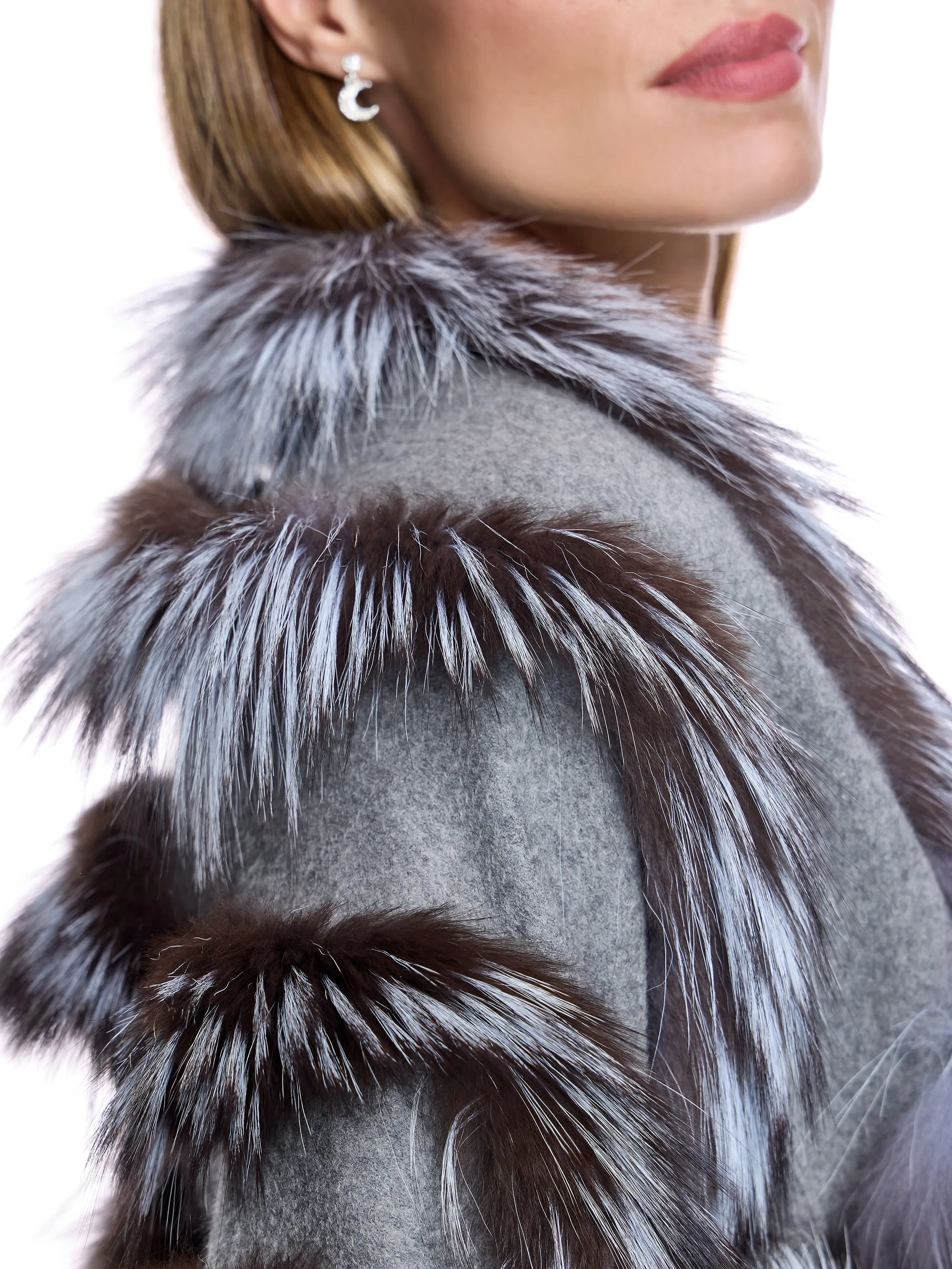 Julia & Stella Cashmere Stole With Fox Inserts