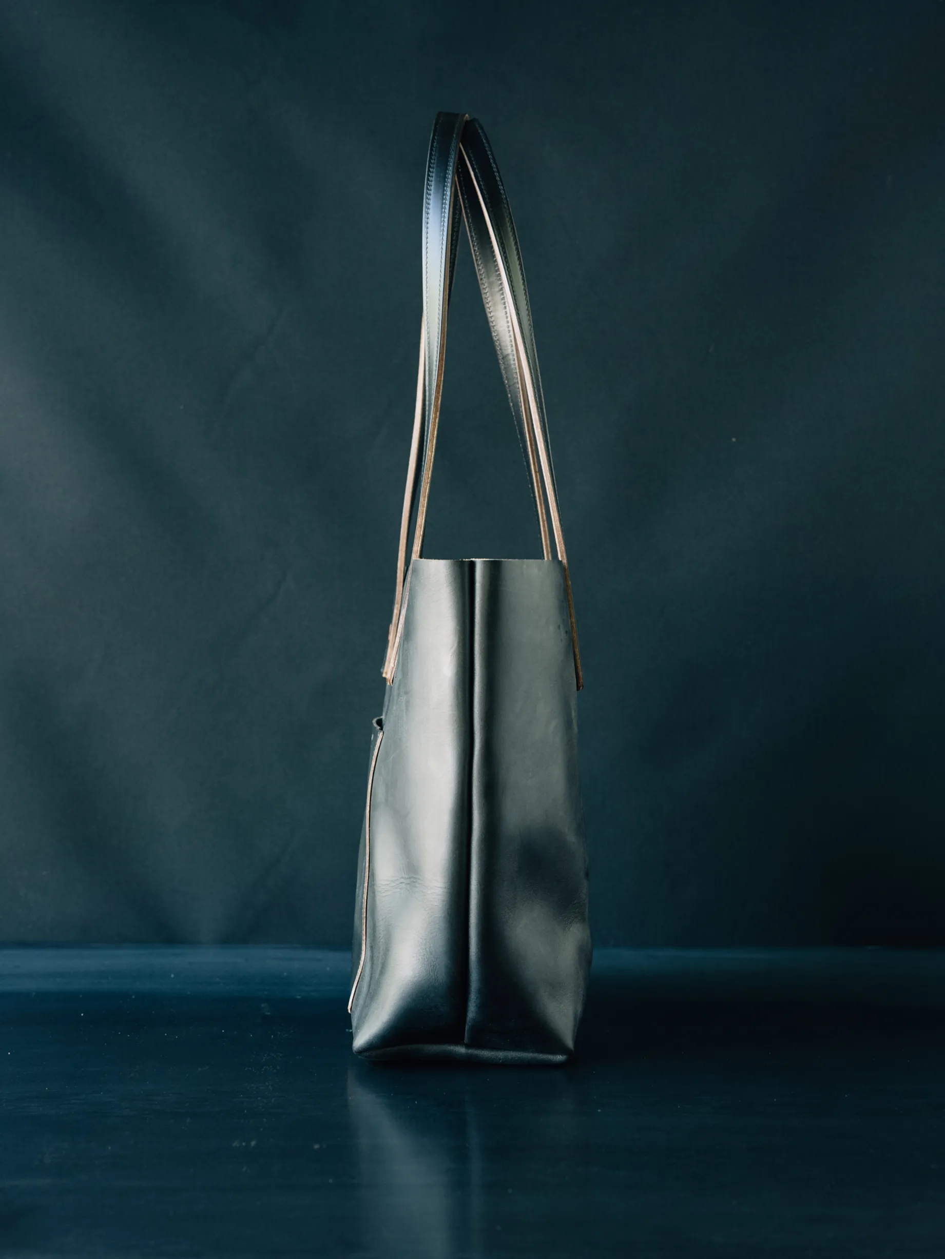 Julia Tote - Heavy Duty 6oz Horween Black Chromexcel - Sample
