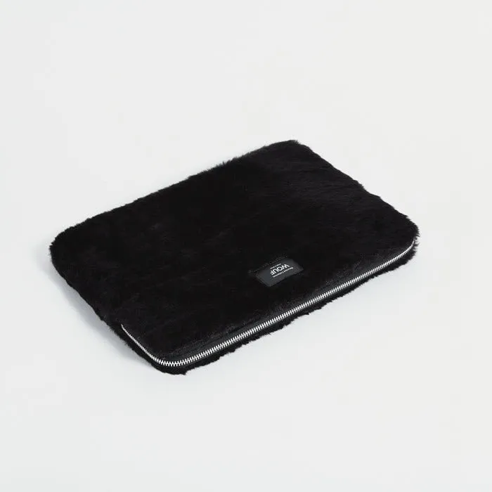 Laptop Sleeve 13" & 14" «Black Forest» von Wouf