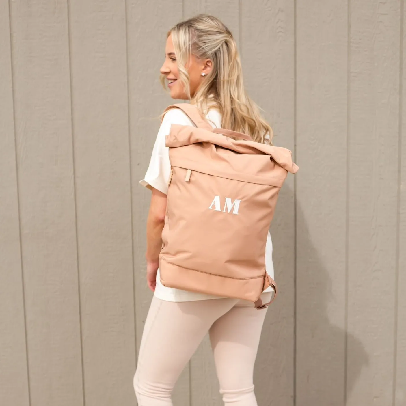 Large Lana backpack - Embroidered