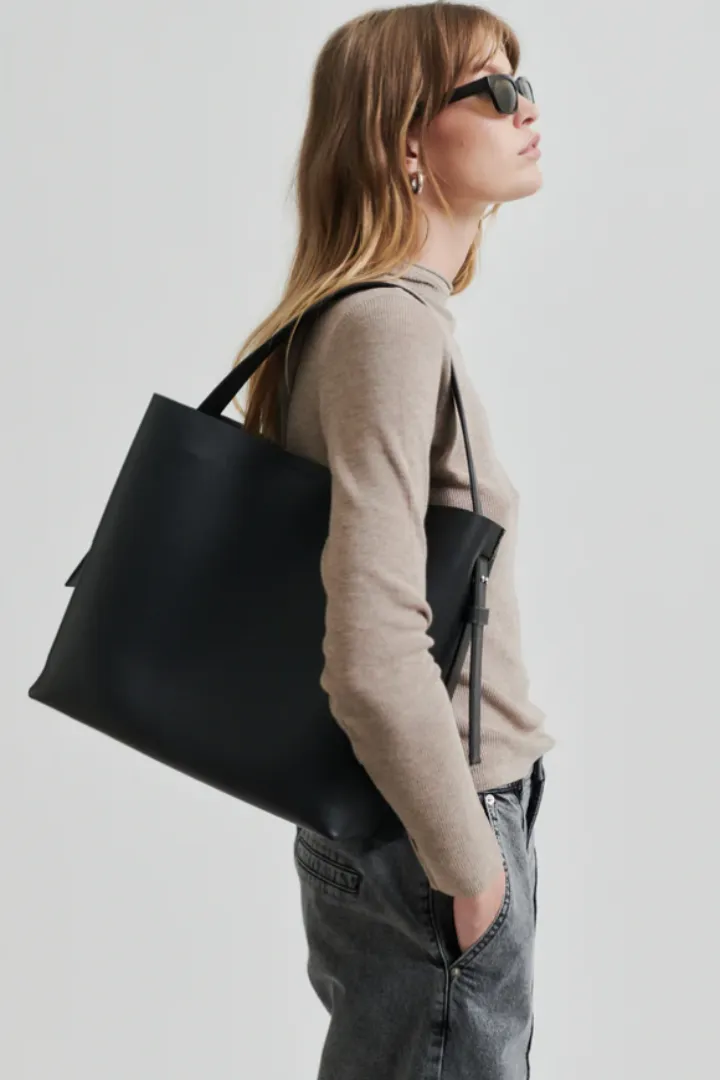 Leeta Leather Bag