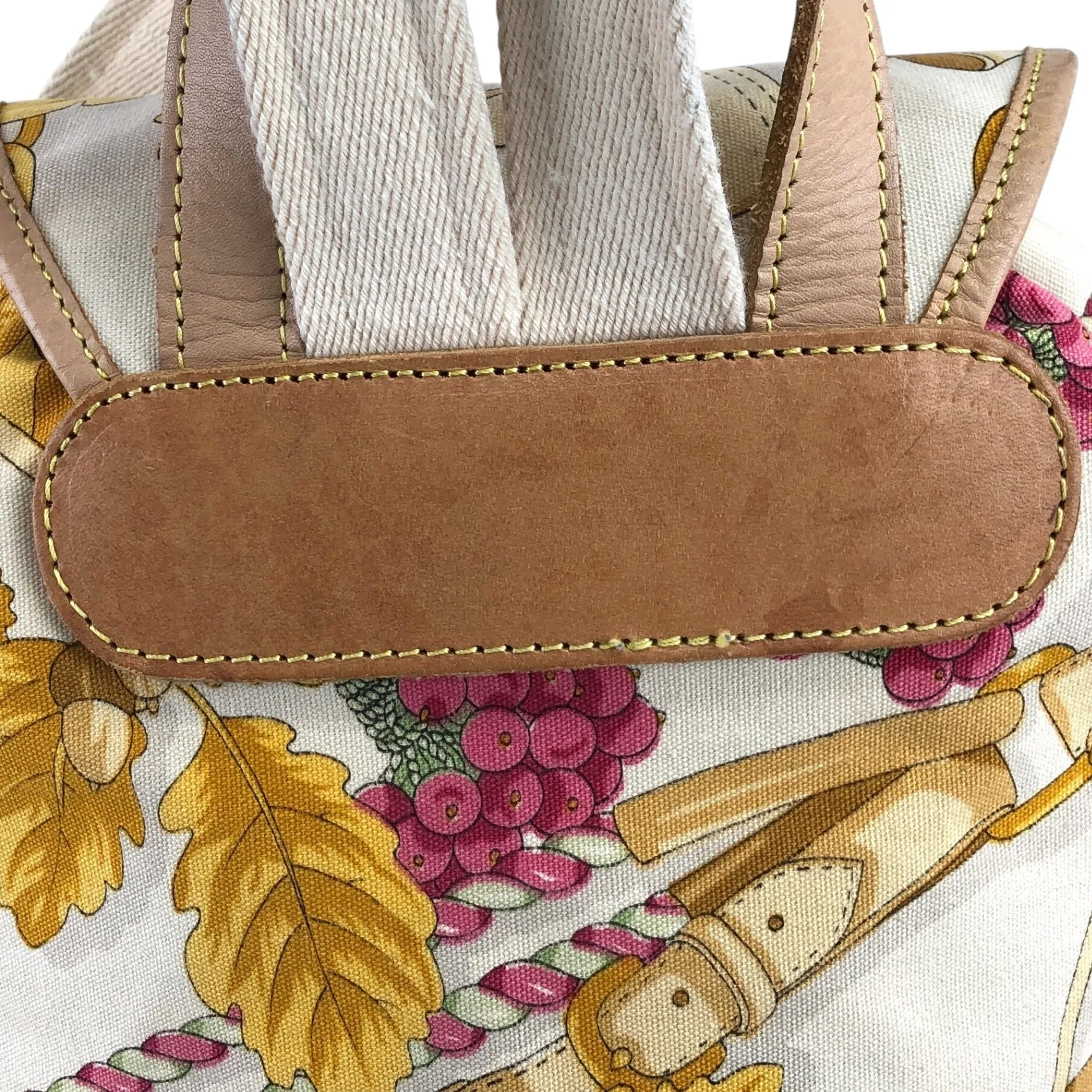 LOEWE Backpack Beige Vintage ygyegj