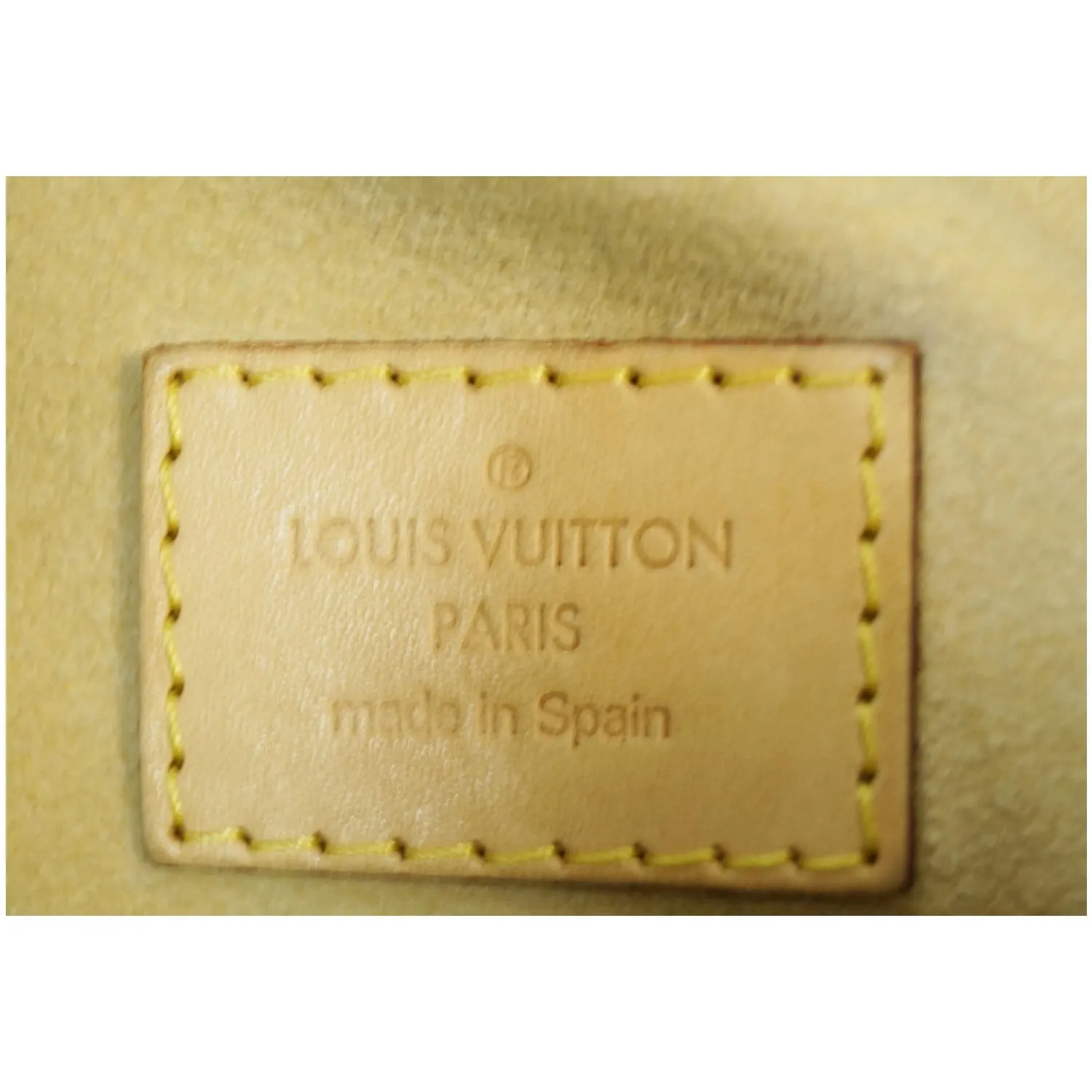 LOUIS VUITTON Artsy MM Monogram Canvas Shoulder Bag Brown