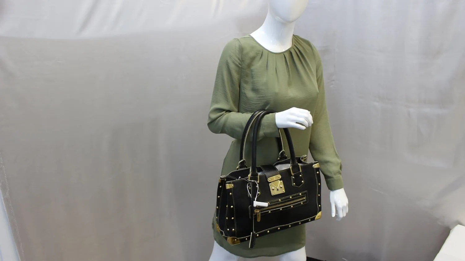 LOUIS VUITTON Black Suhali Le Fabuleux Goat Leather Bag