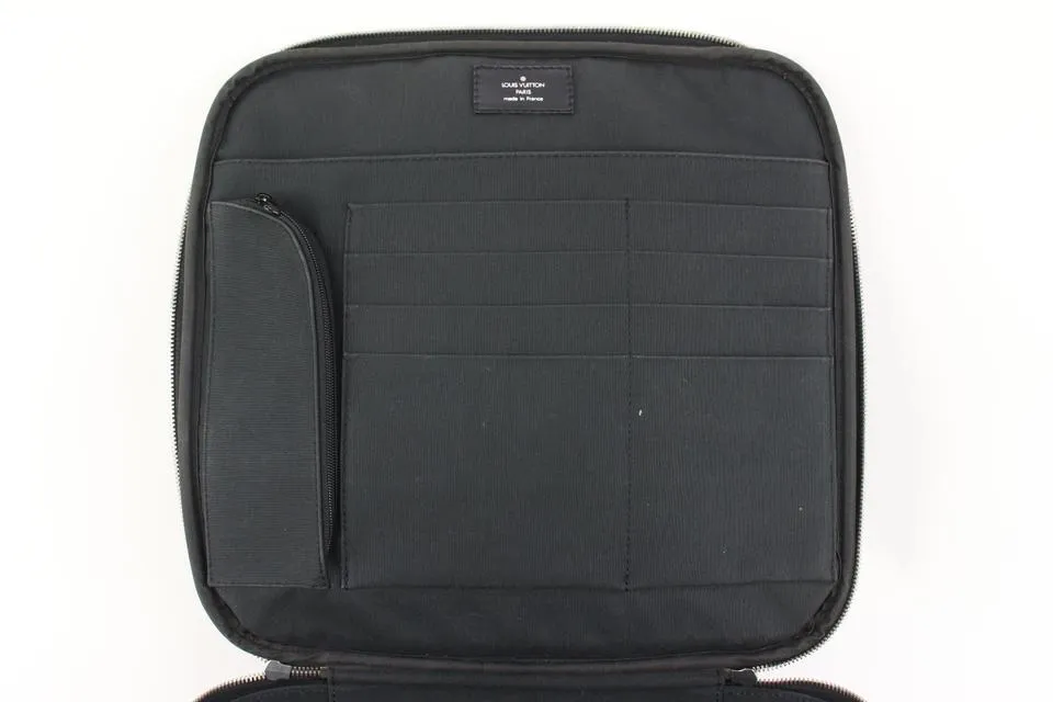 Louis Vuitton Black Taiga Leather Tura 2way Crossbody Messenger Travel Bag 56lk429s