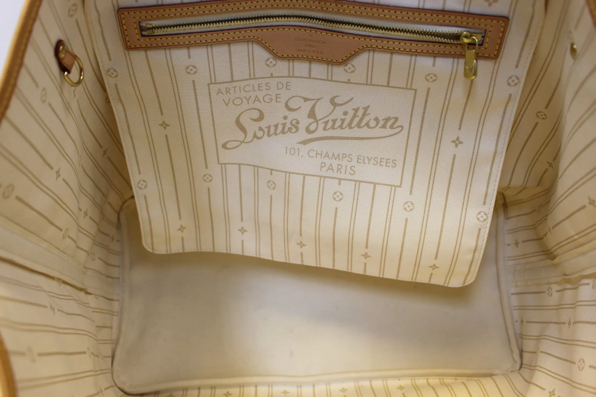 LOUIS VUITTON Damier Azur Neverfull GM Shoulder Bag