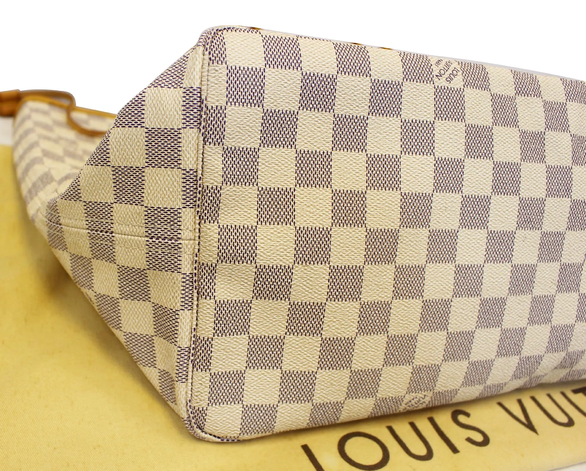 LOUIS VUITTON Damier Azur Neverfull GM Shoulder Bag