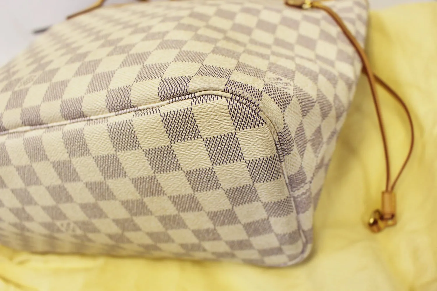 LOUIS VUITTON Damier Azur Neverfull MM Tote Bag