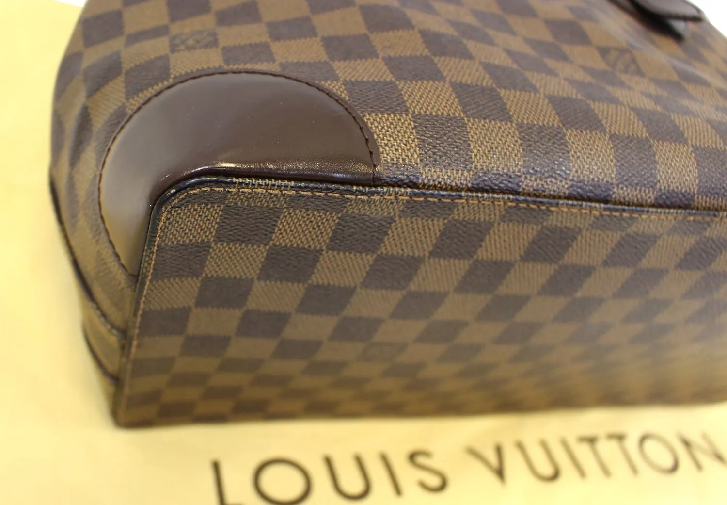 LOUIS VUITTON Damier Ebene Hampstead MM Shoulder Handbag