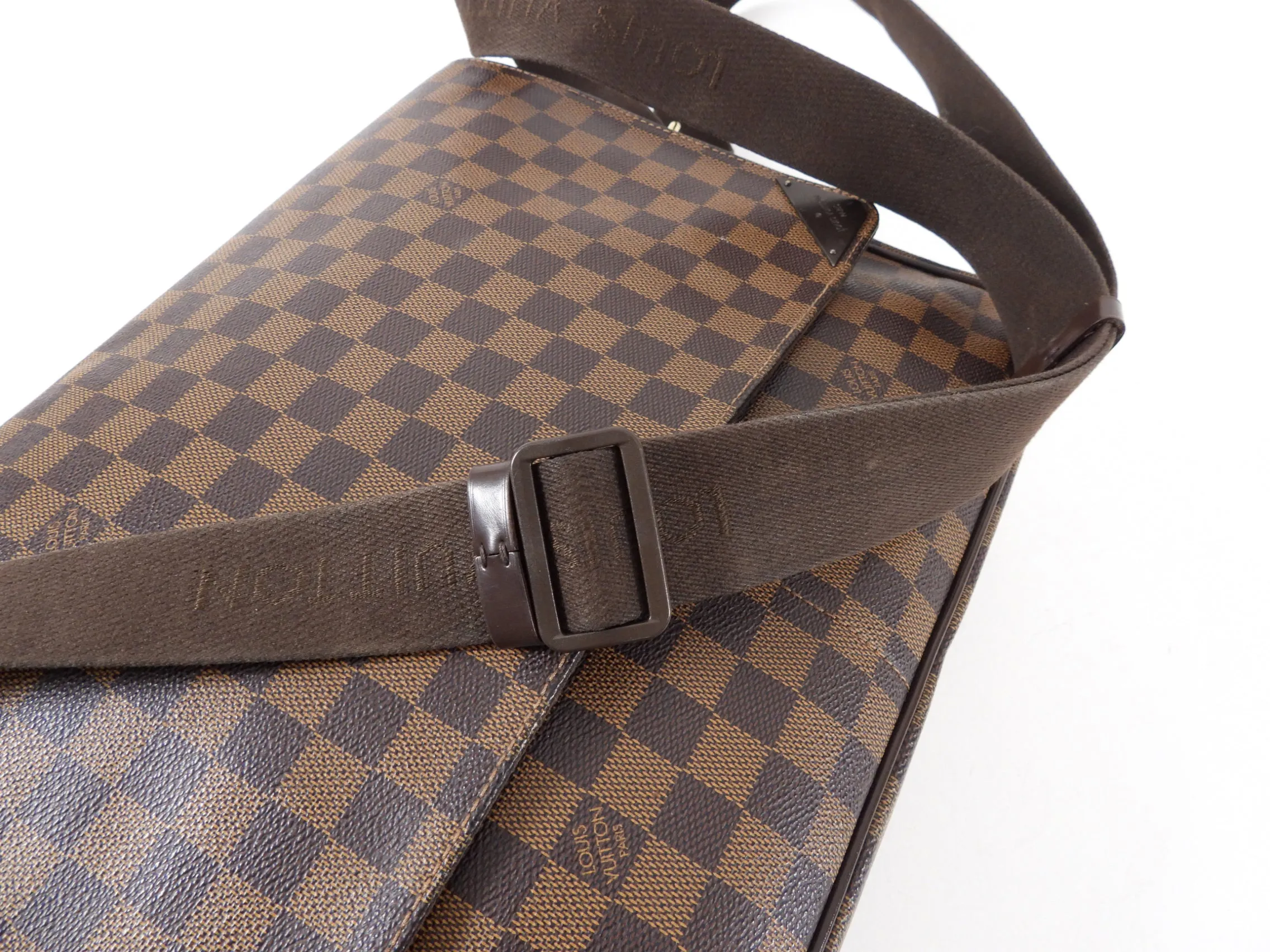 Louis Vuitton Damier Ebene Shelton MM Laptop Messenger Bag