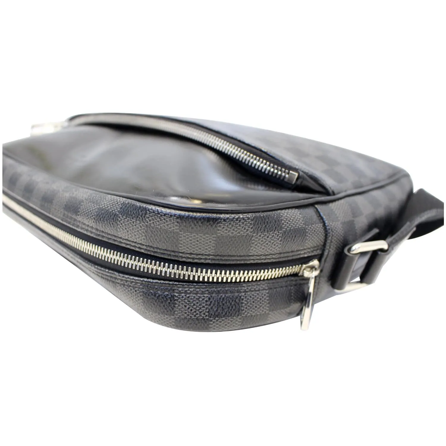 LOUIS VUITTON Dayton Reporter PM Damier Graphite Shoulder Bag