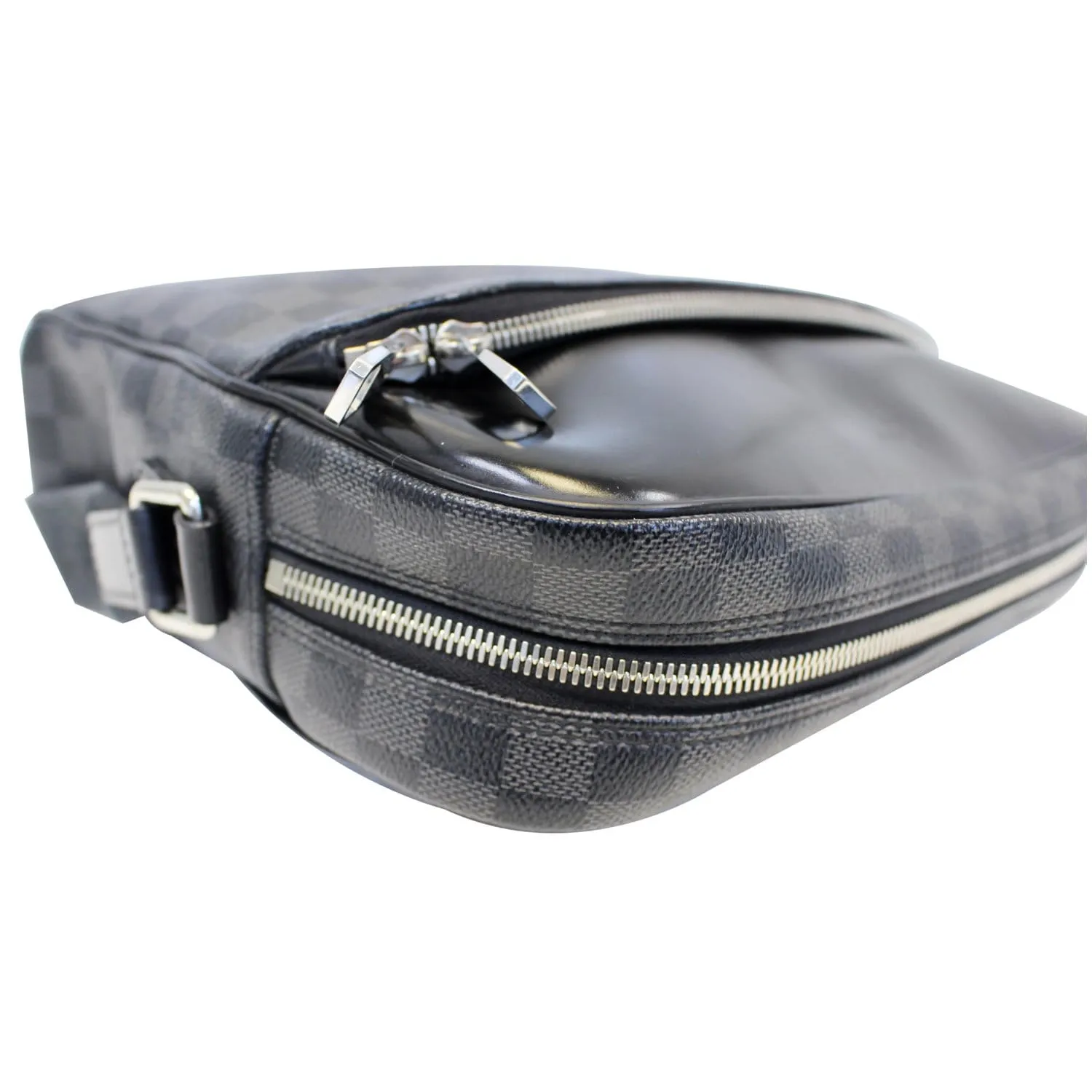 LOUIS VUITTON Dayton Reporter PM Damier Graphite Shoulder Bag