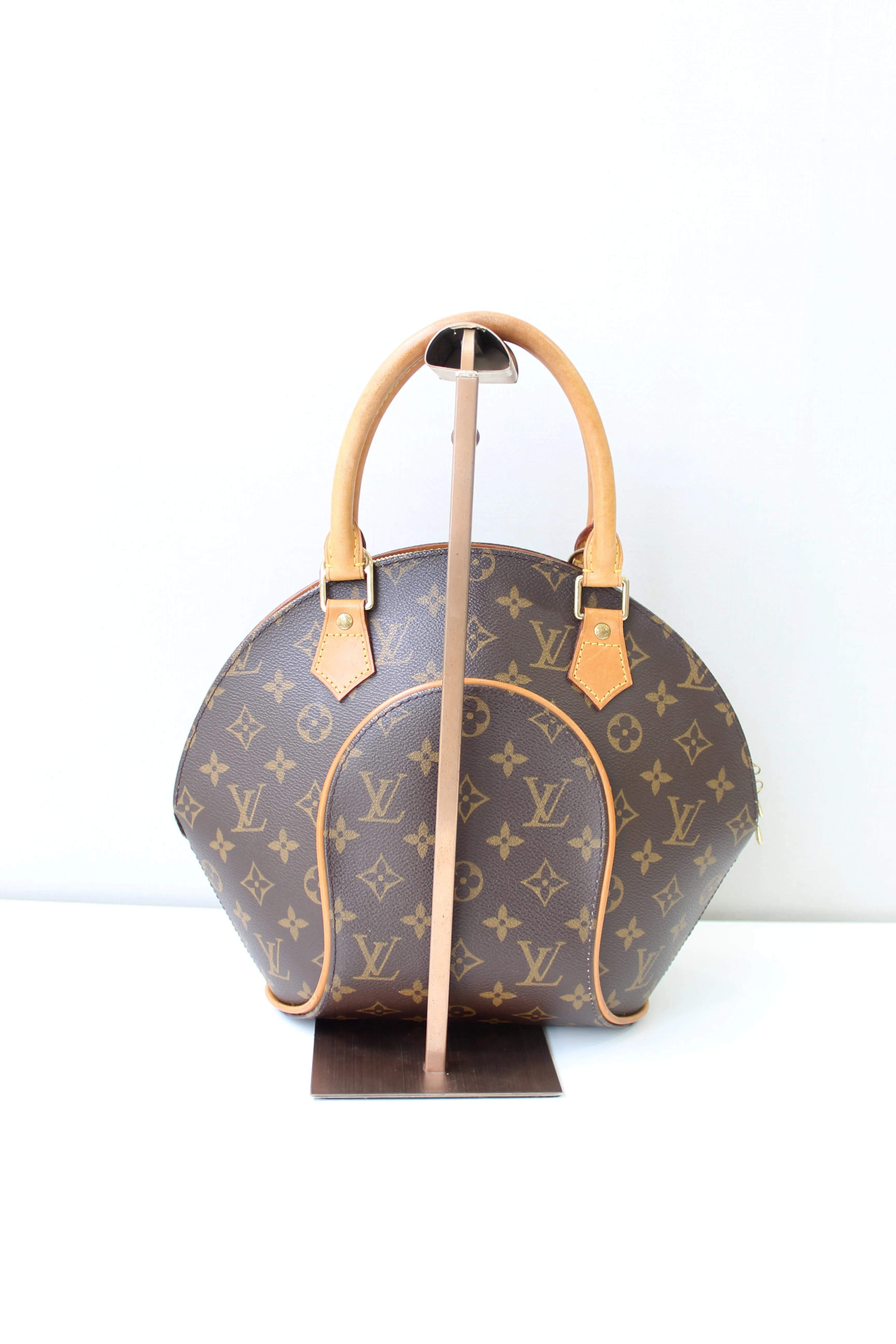 Louis Vuitton Ellipse PM