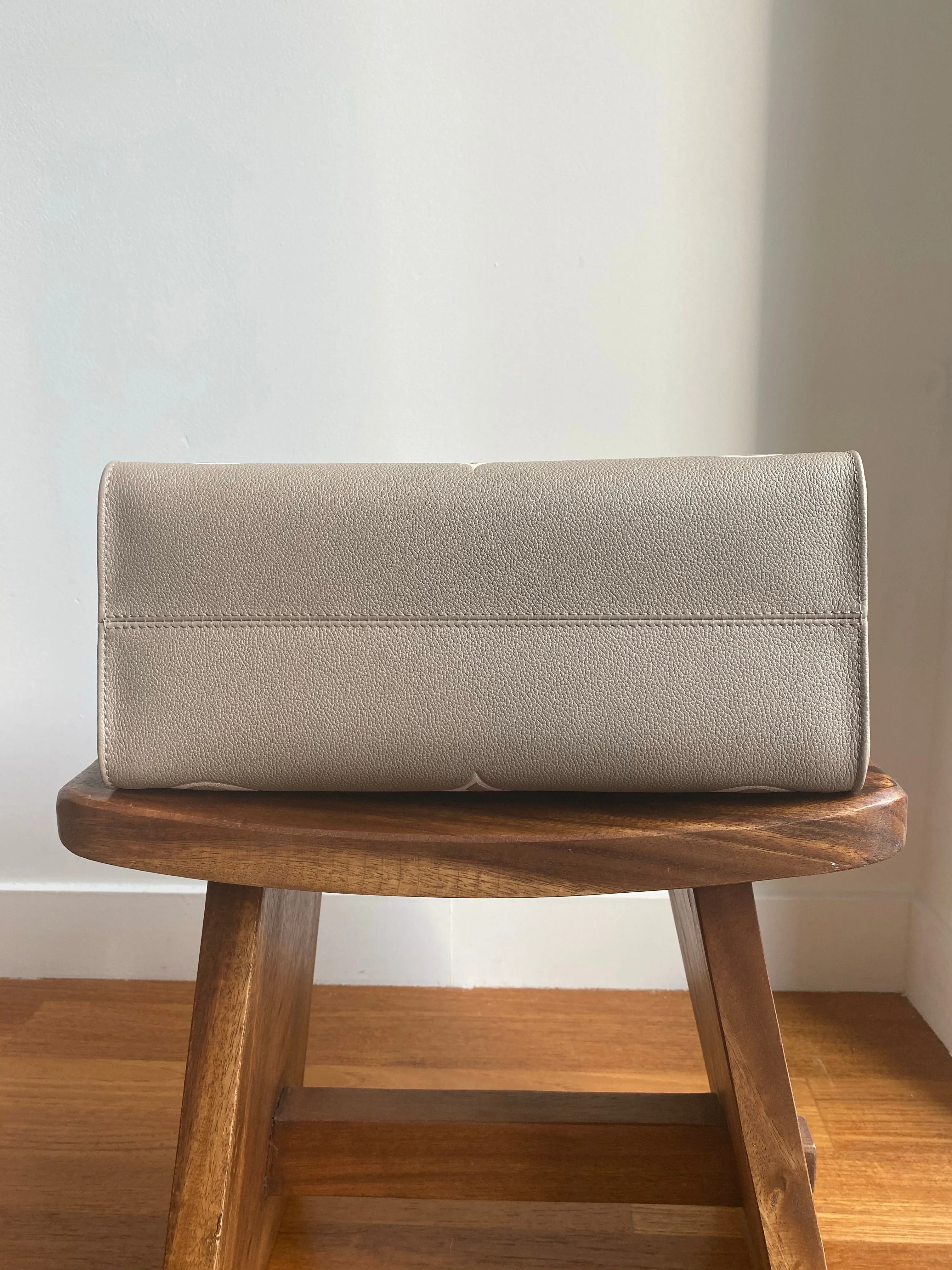 Louis Vuitton Empreinte OnTheGo MM M45494