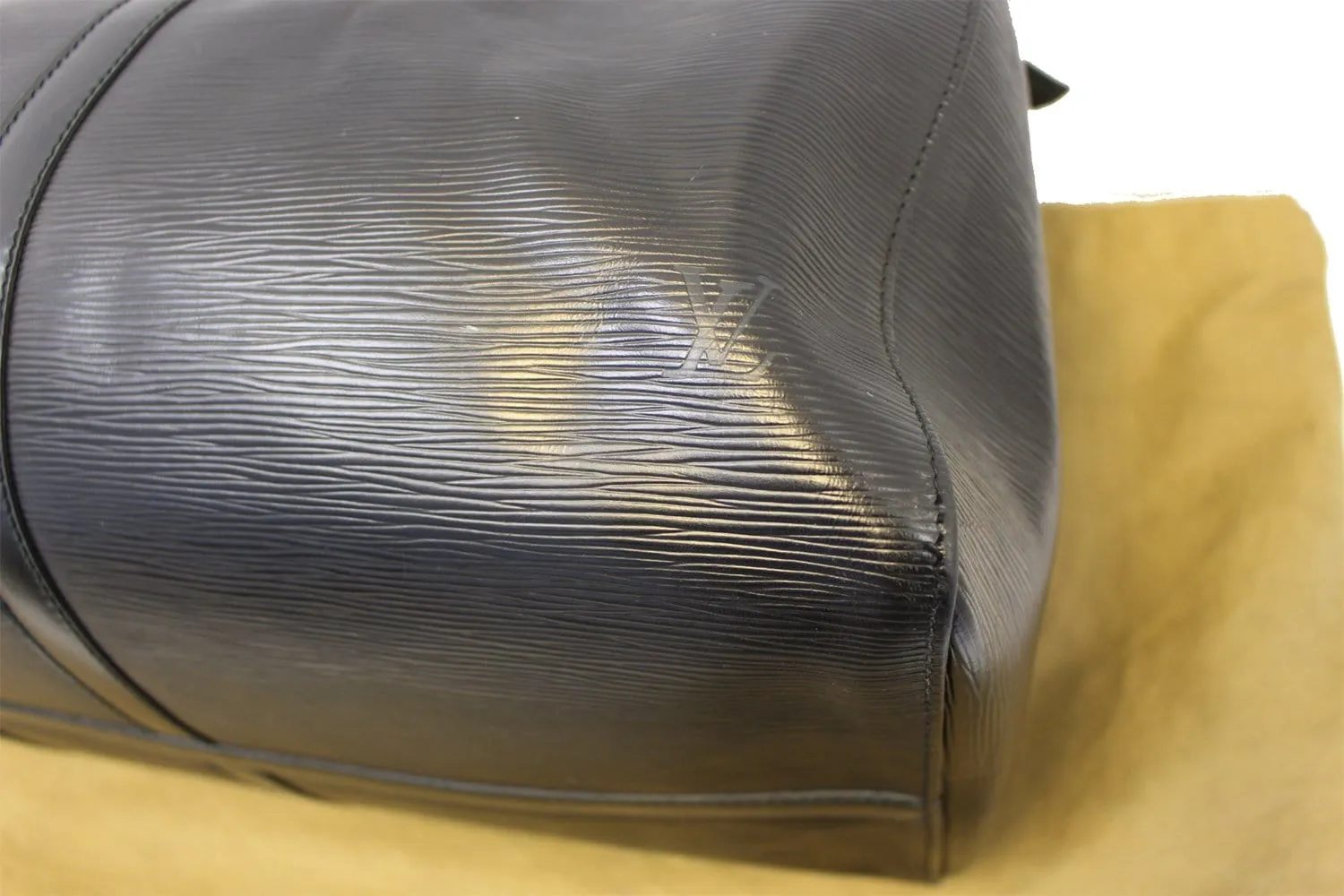 LOUIS VUITTON Epi Leather Keepall 55 Boston Bag