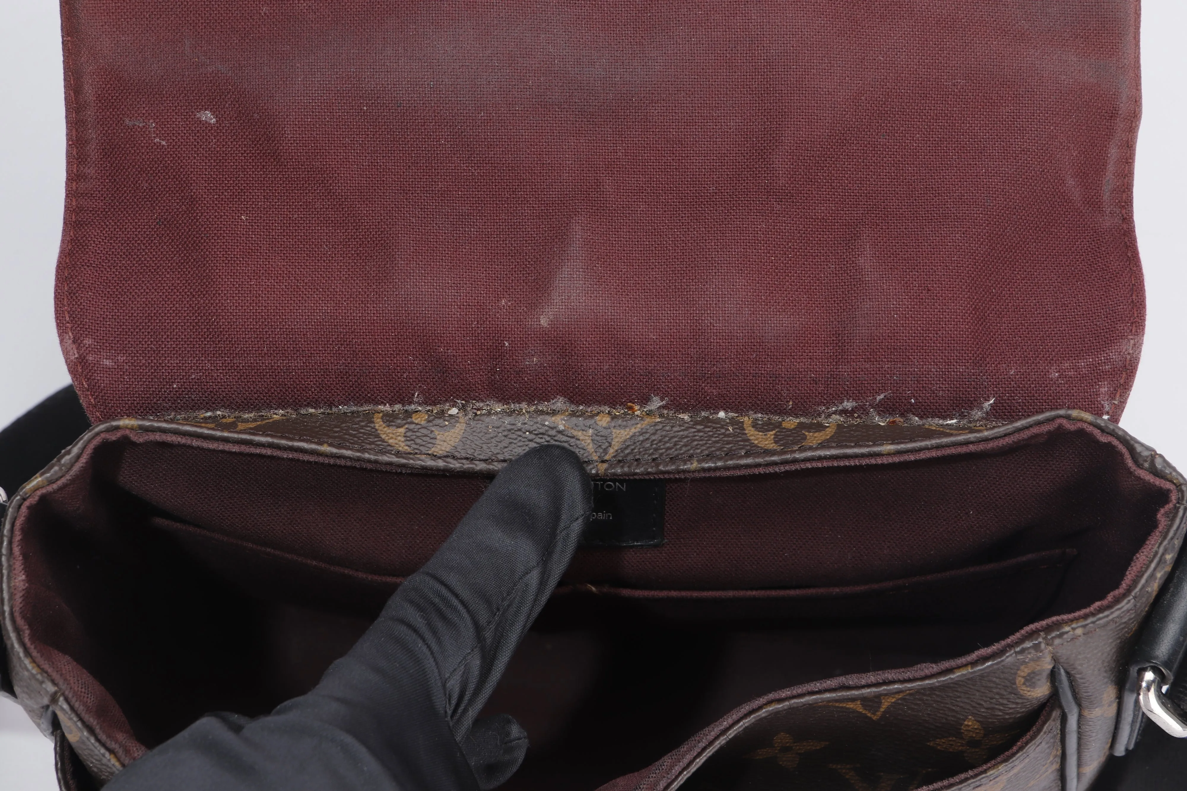 LOUIS VUITTON (M40935) DISTRICT PM MONOGRAM CANVAS MESSENGER BAG (CA1166), NO DUST COVER