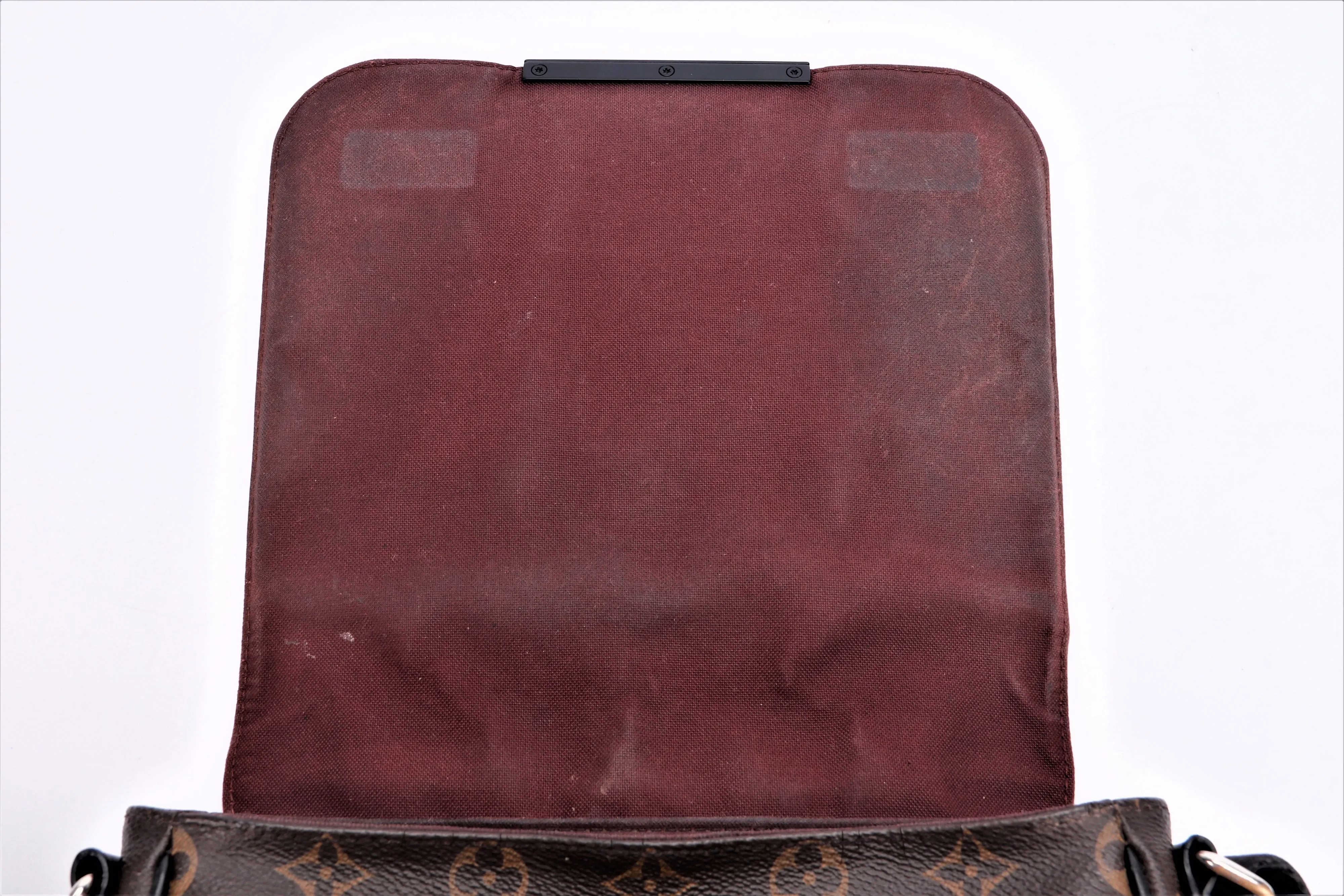LOUIS VUITTON (M40935) DISTRICT PM MONOGRAM CANVAS MESSENGER BAG (CA1166), NO DUST COVER