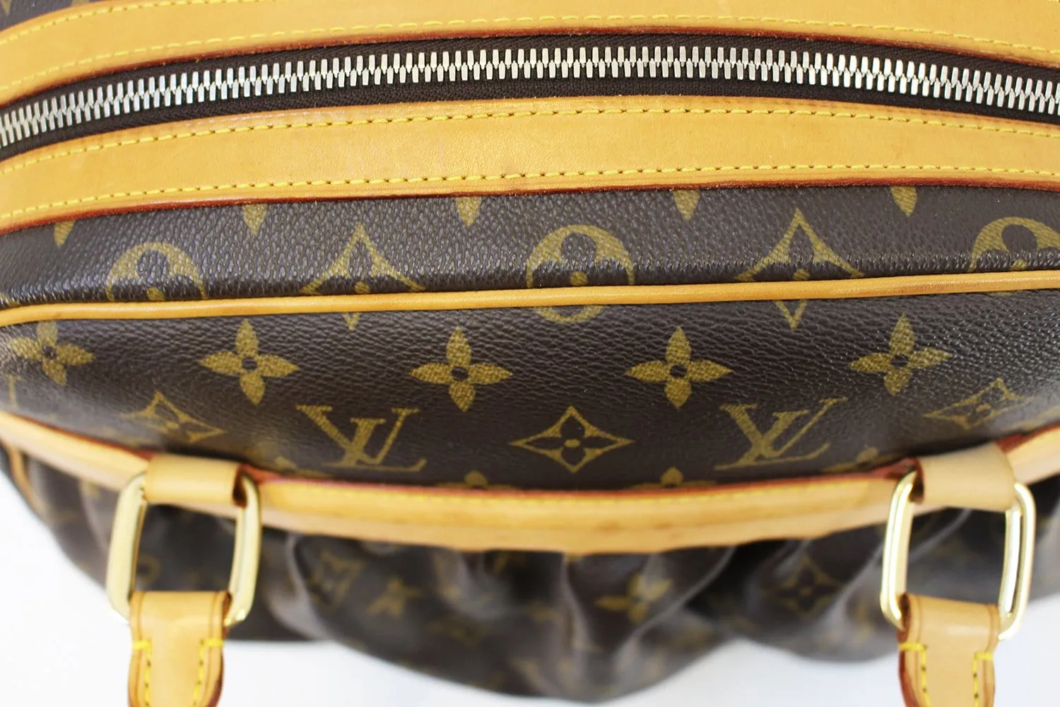 LOUIS VUITTON Monogram Canvas Mizi Handbag - Final Call