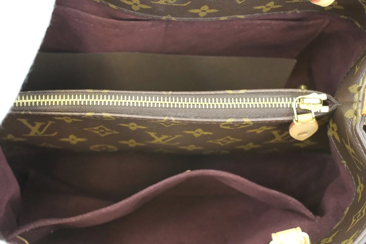 LOUIS VUITTON Monogram Canvas Montaigne MM Bag