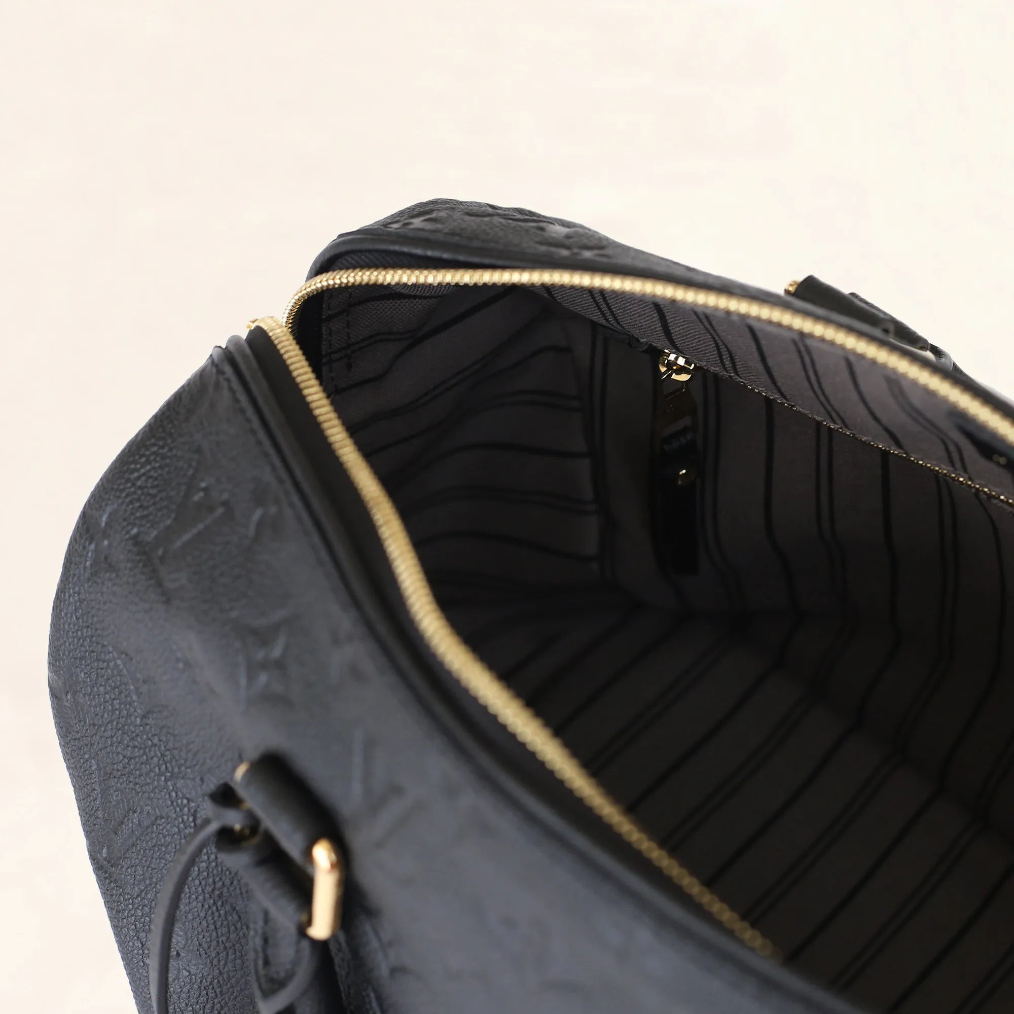 Louis Vuitton | Monogram Empreinte Speedy Bandouliere | 30 Infini