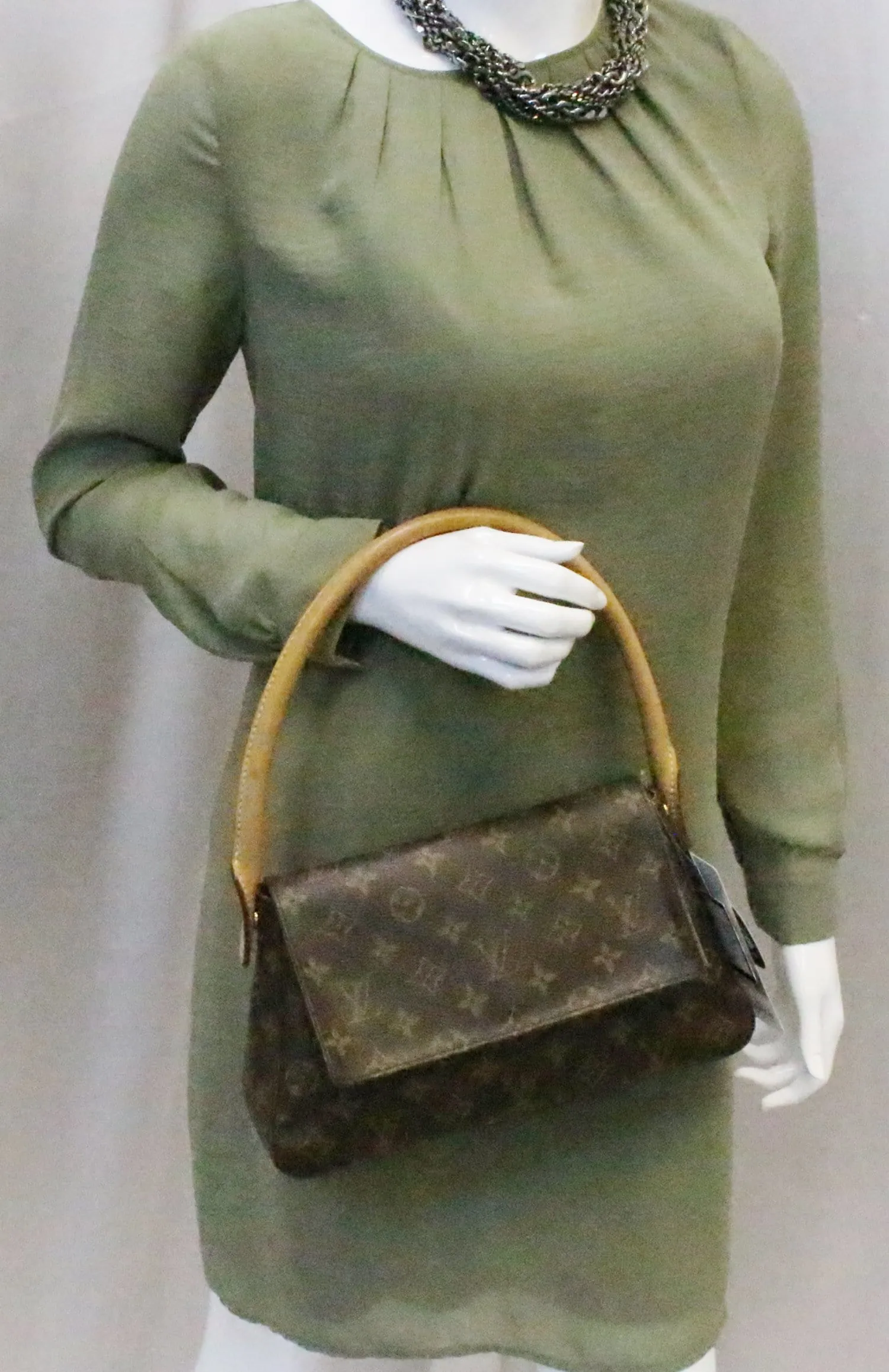 LOUIS VUITTON Monogram Mini Looping Shoulder Handbag