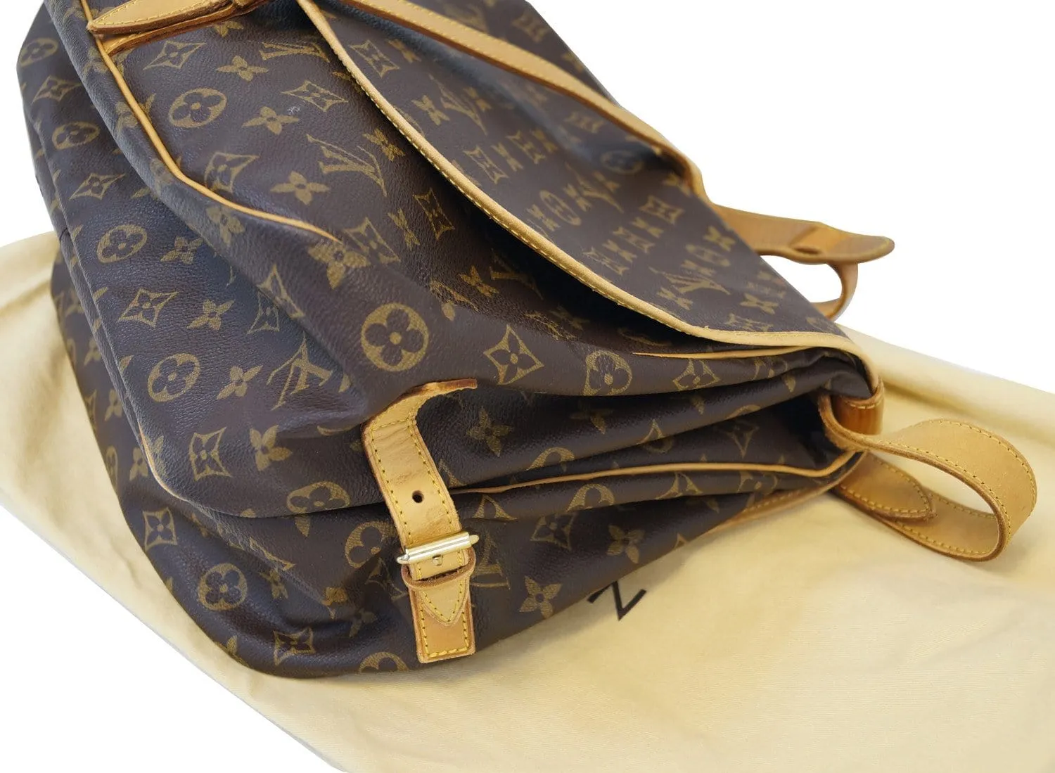 LOUIS VUITTON Monogram Saumur 35 Shoulder Bag