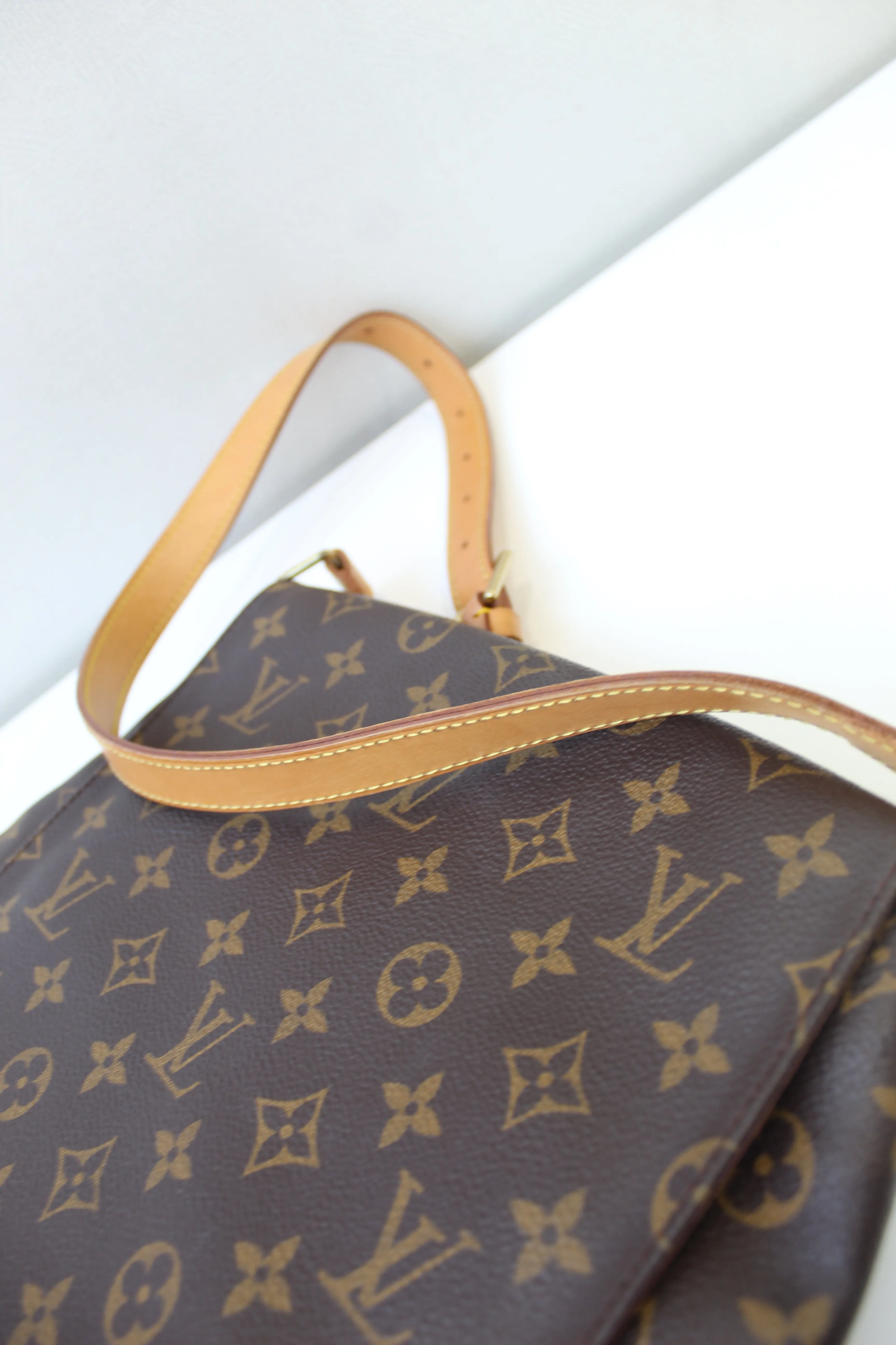 Louis Vuitton Mussette Salsa