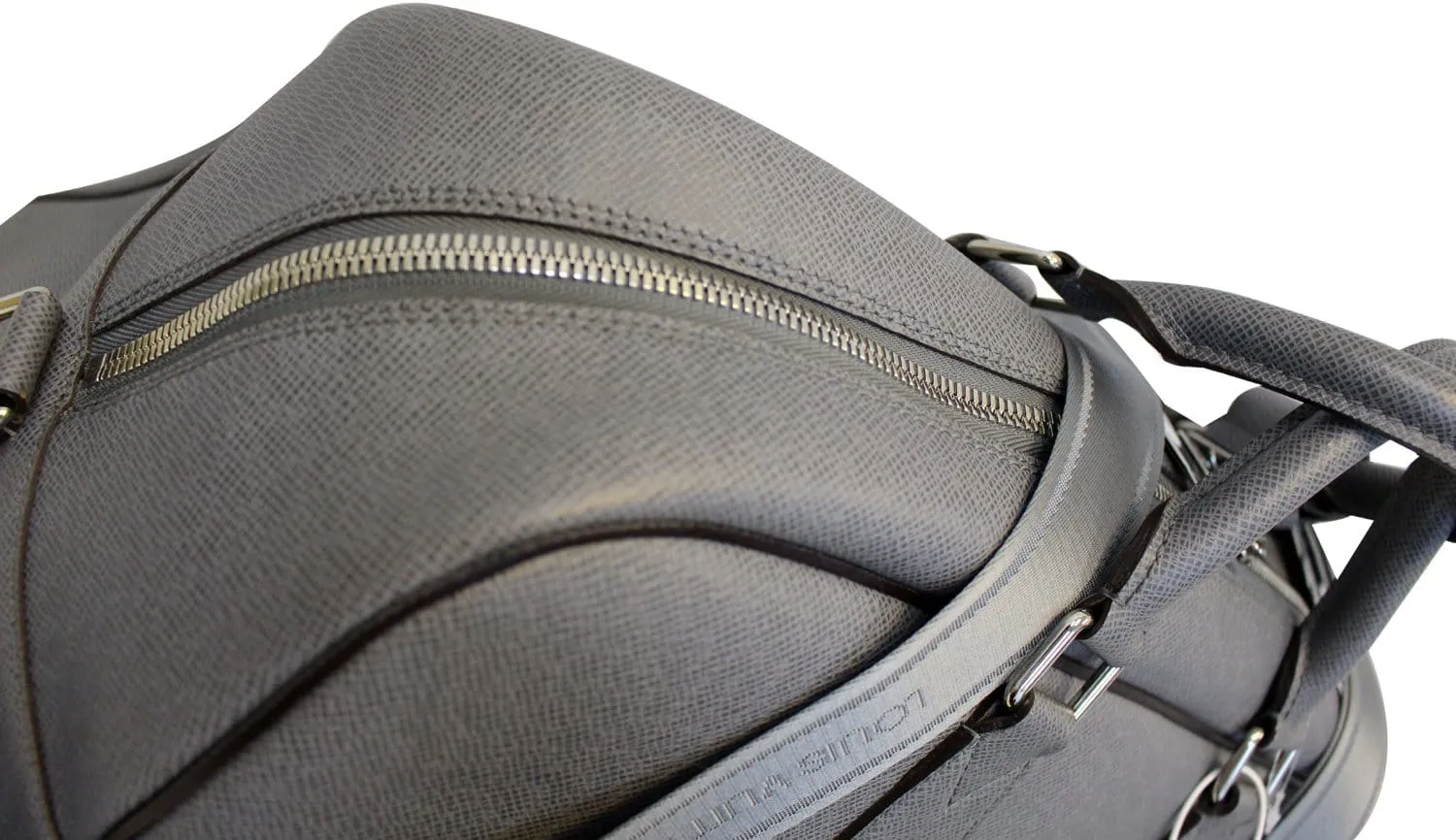 LOUIS VUITTON Neo Kendall Taiga Leather Travel Bag