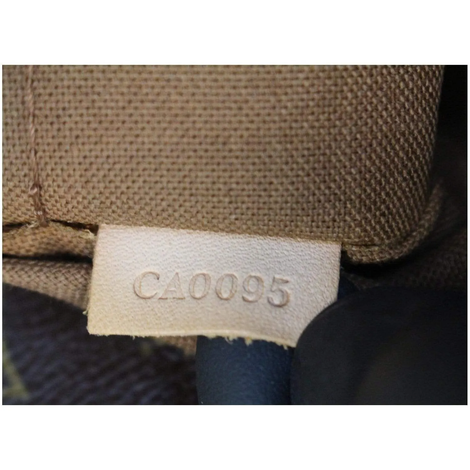 LOUIS VUITTON Sac Bosphore Monogram Canvas Messenger Bag Brown - 25% OFF