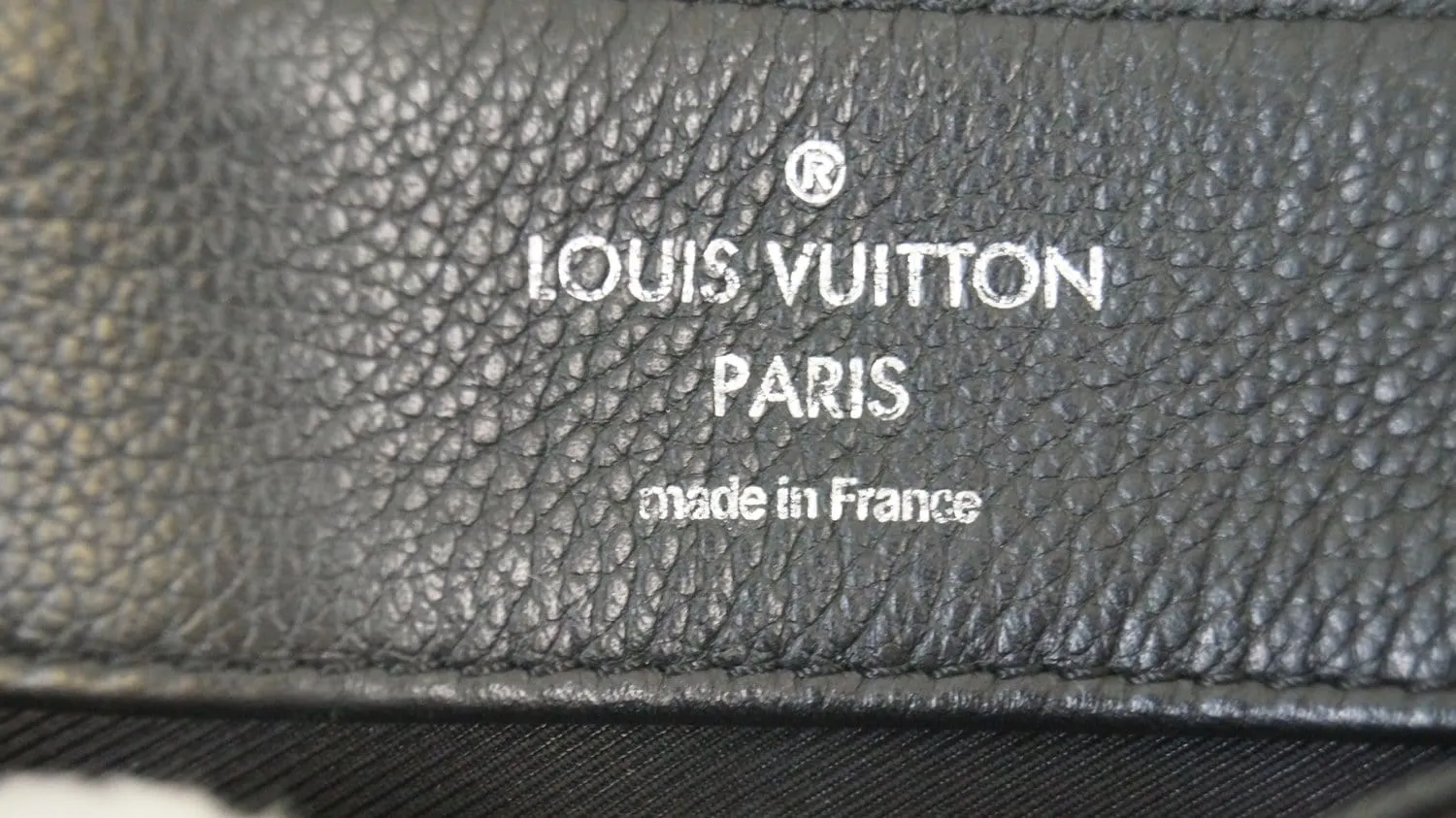 LOUIS VUITTON Vanille Noir Lockme II Shoulder Bag - Final Call
