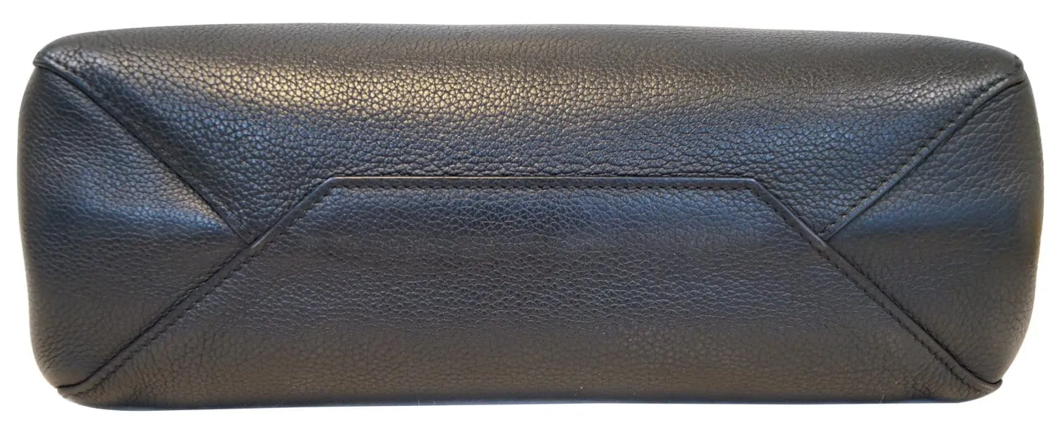 LOUIS VUITTON Vanille Noir Lockme II Shoulder Bag - Final Call