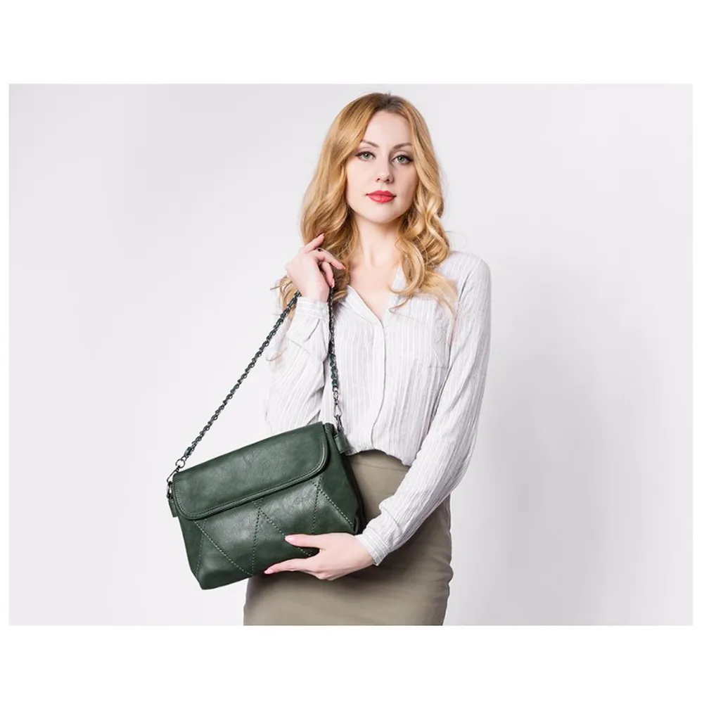 <bold>Crossbody / Shoulder Bag <br>Vegan-Leather