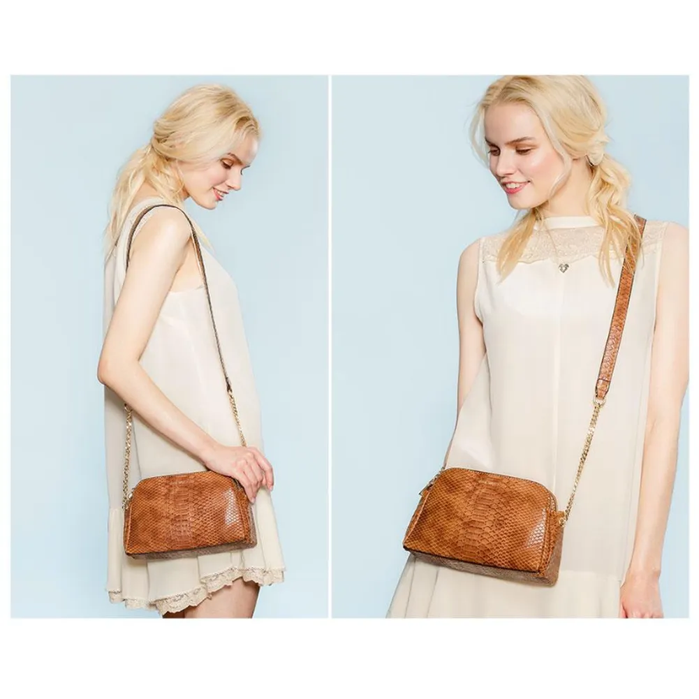 <bold>Crossbody  / Shoulder Bag  <br>Vegan-Leather