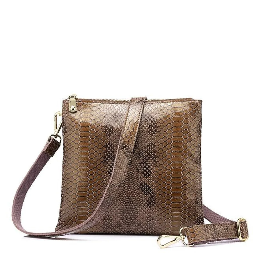 <bold>Messenger / Crossbody Bag <br>Genuine-Leather