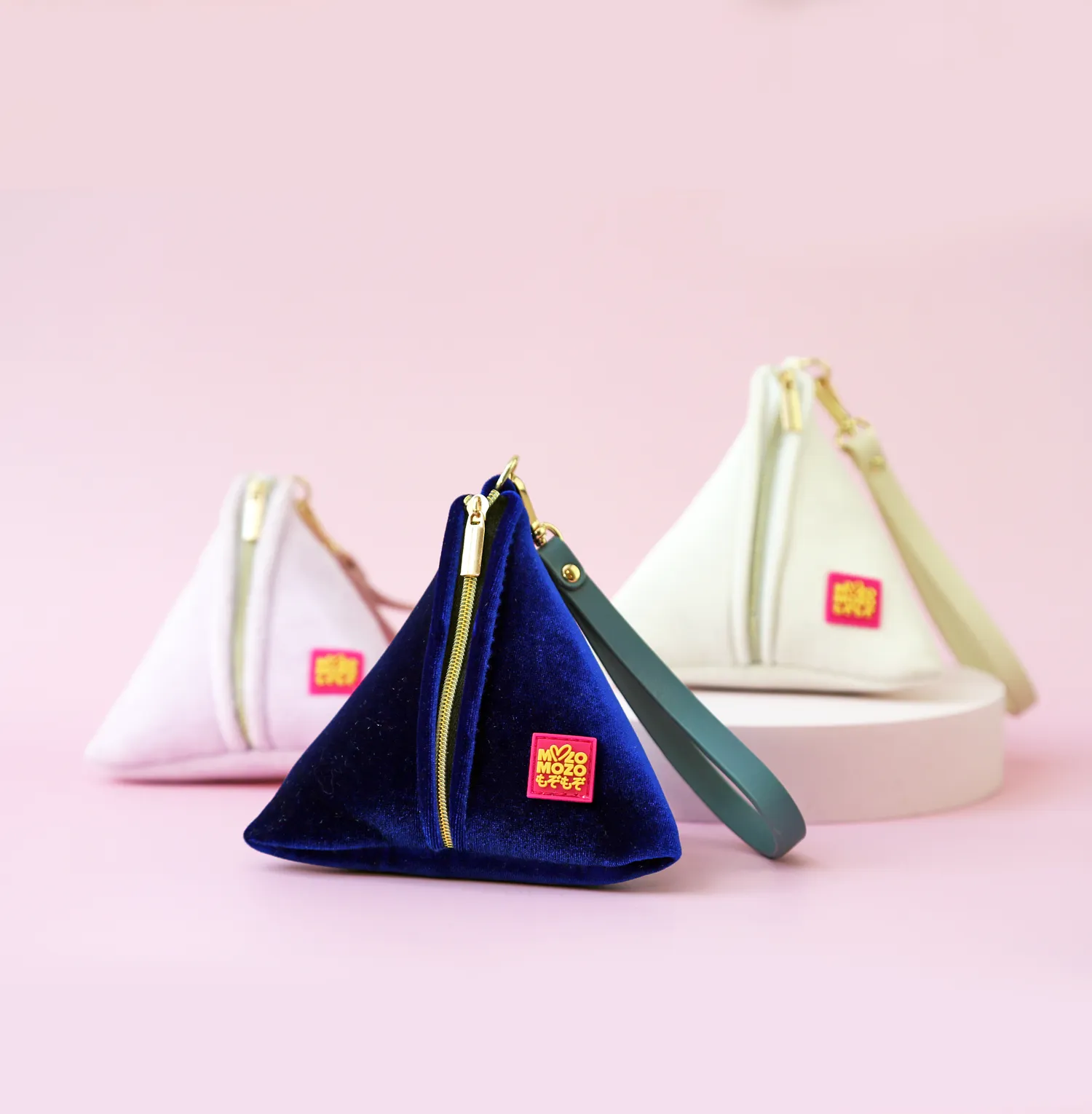✨Magical - Shimmery (white) bag✨