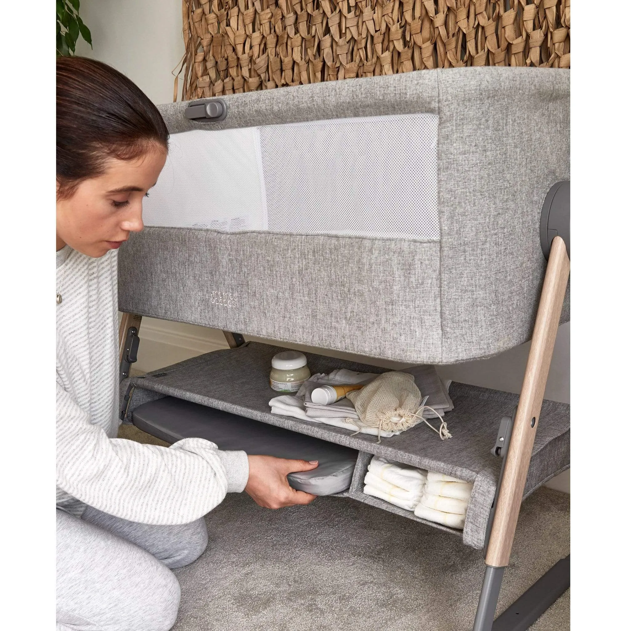 Mamas & Papas Lua Bedside Crib - Grey