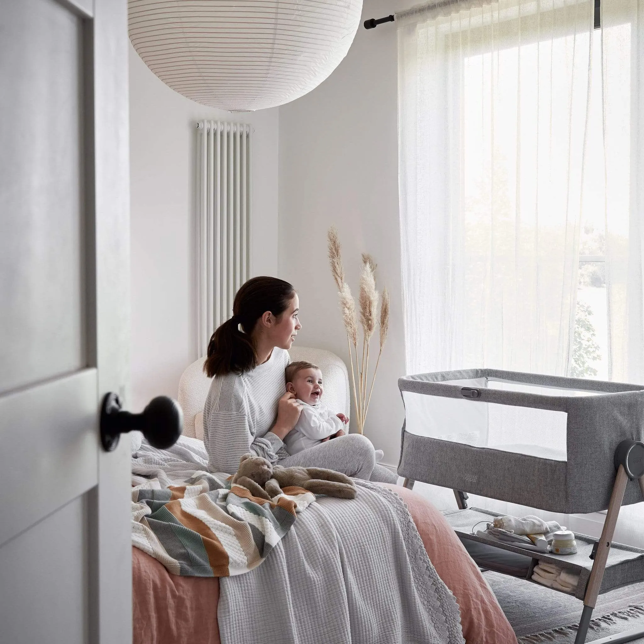 Mamas & Papas Lua Grey Bedside Crib Star/Stripe Bundle