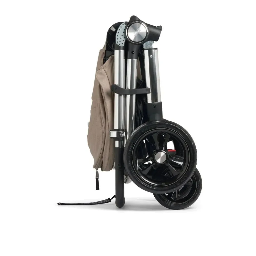 Mamas & Papas Ocarro 8 Piece Cybex Travel System in Biscuit