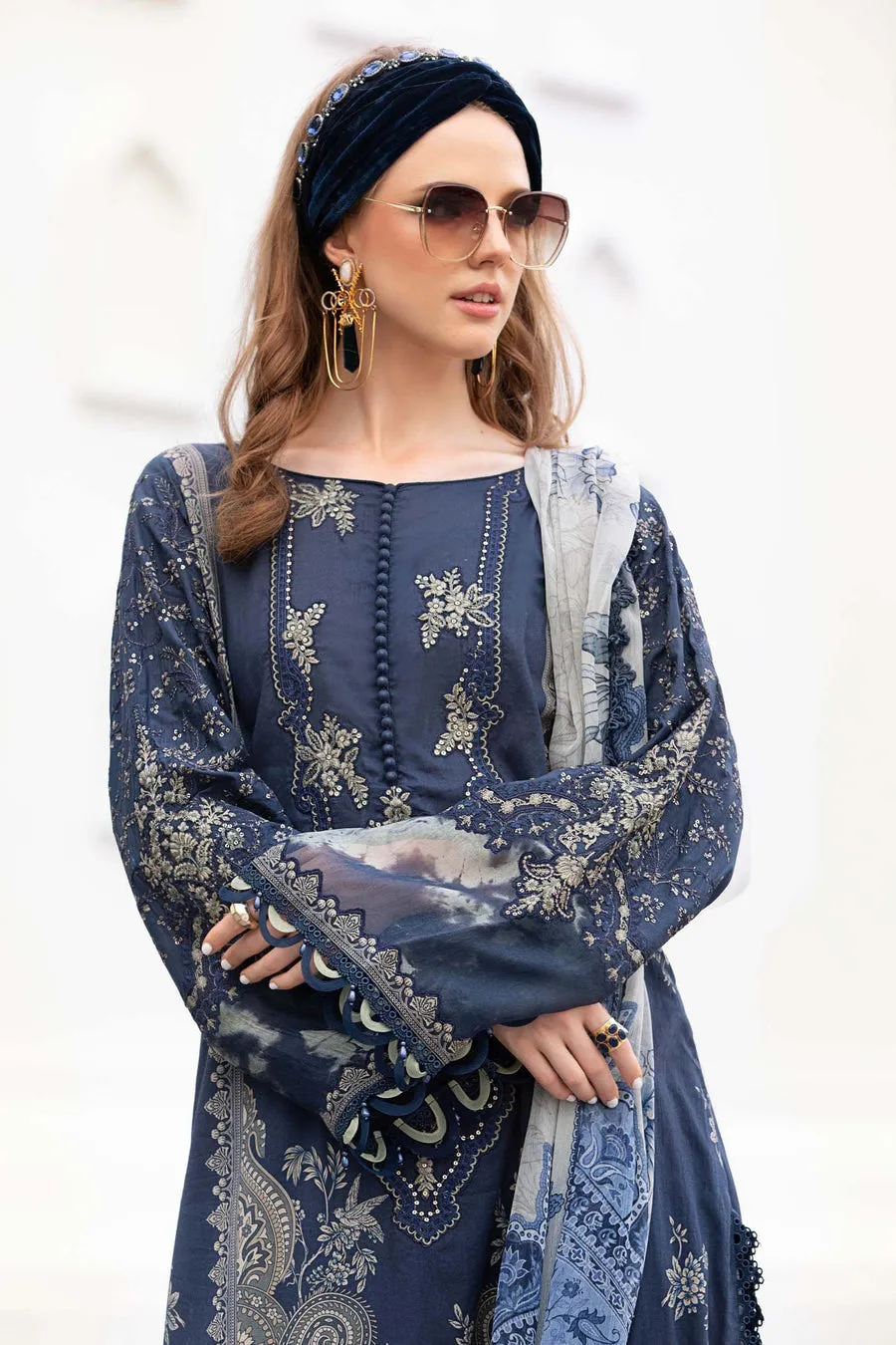 Maria.B | M.Prints Embroidered Lawn '23 | MPT-1805-B