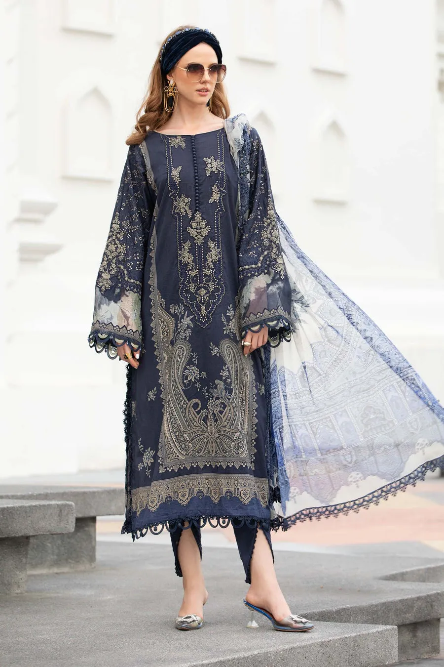 Maria.B | M.Prints Embroidered Lawn '23 | MPT-1805-B
