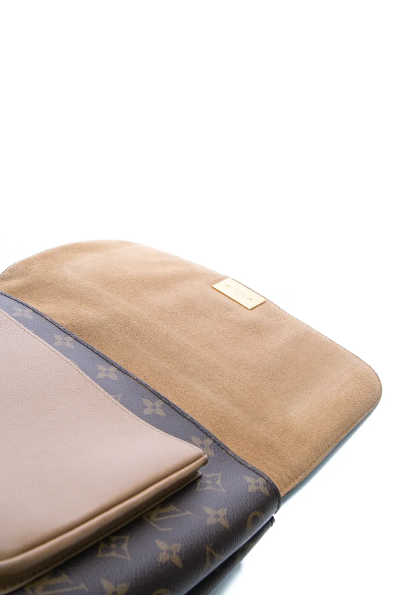 Marignan Messenger Bag