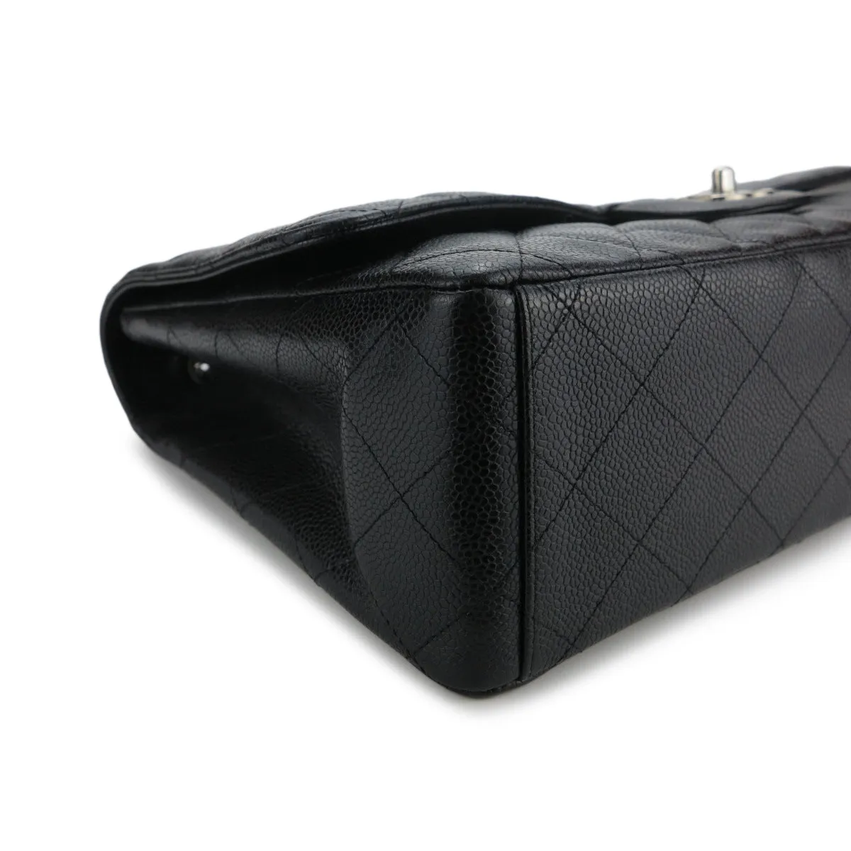 Maxi Jumbo Classic Single Flap Bag in Black Caviar