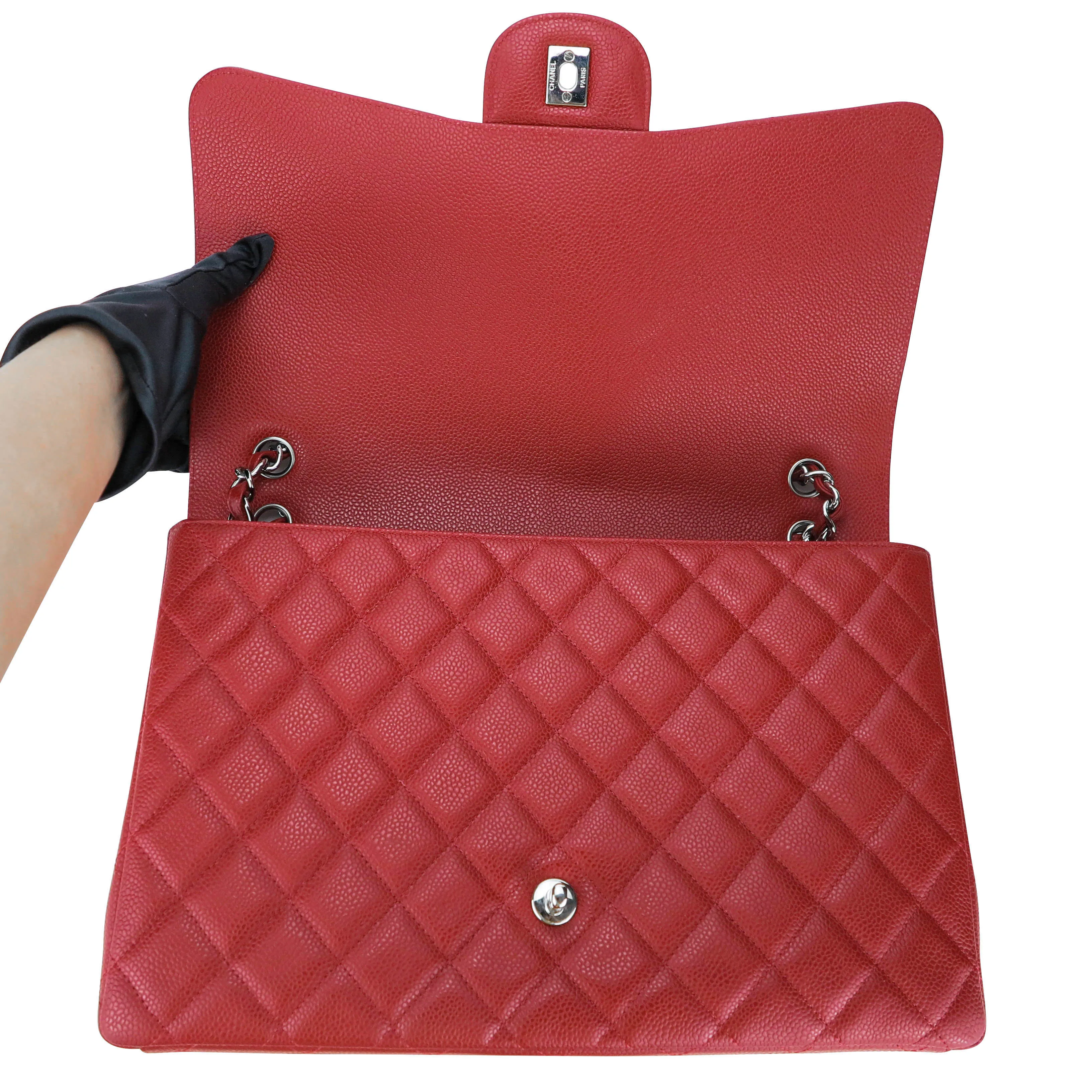 Maxi Jumbo Classic Single Flap Bag in Red Caviar
