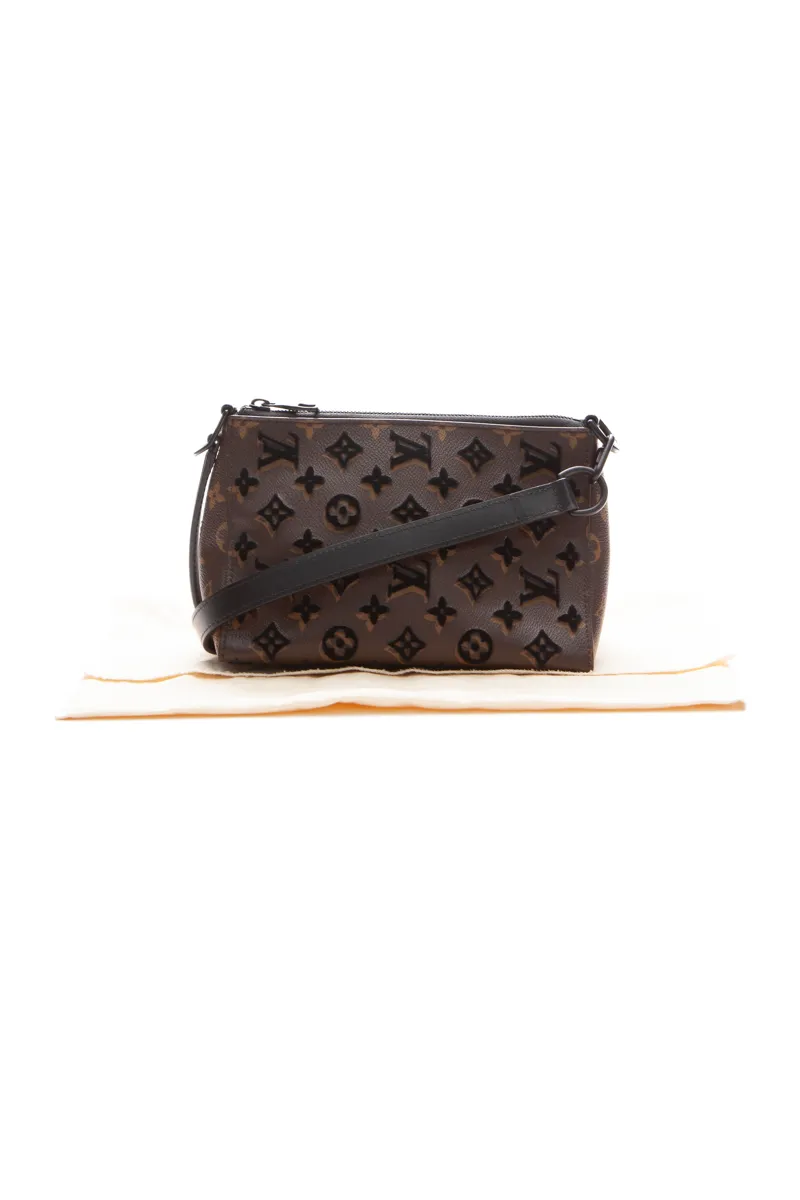 Men's Triangle Messenger Bag