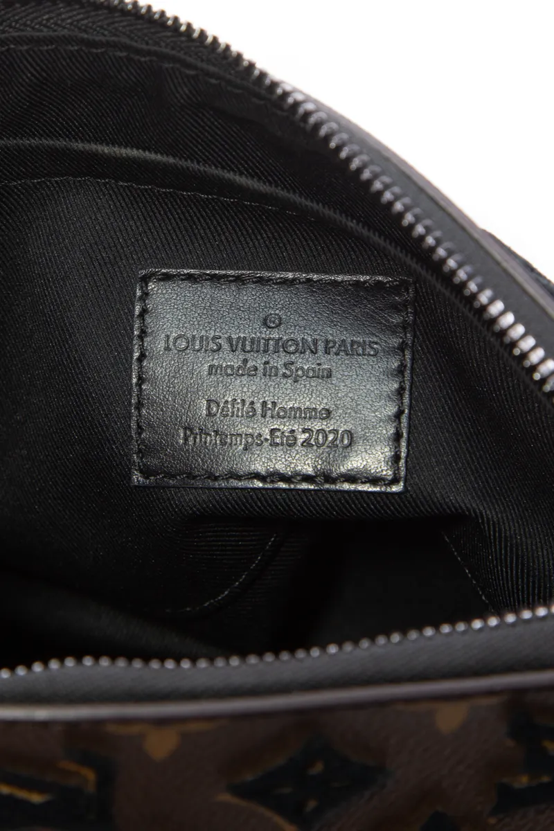 Men's Triangle Messenger Bag