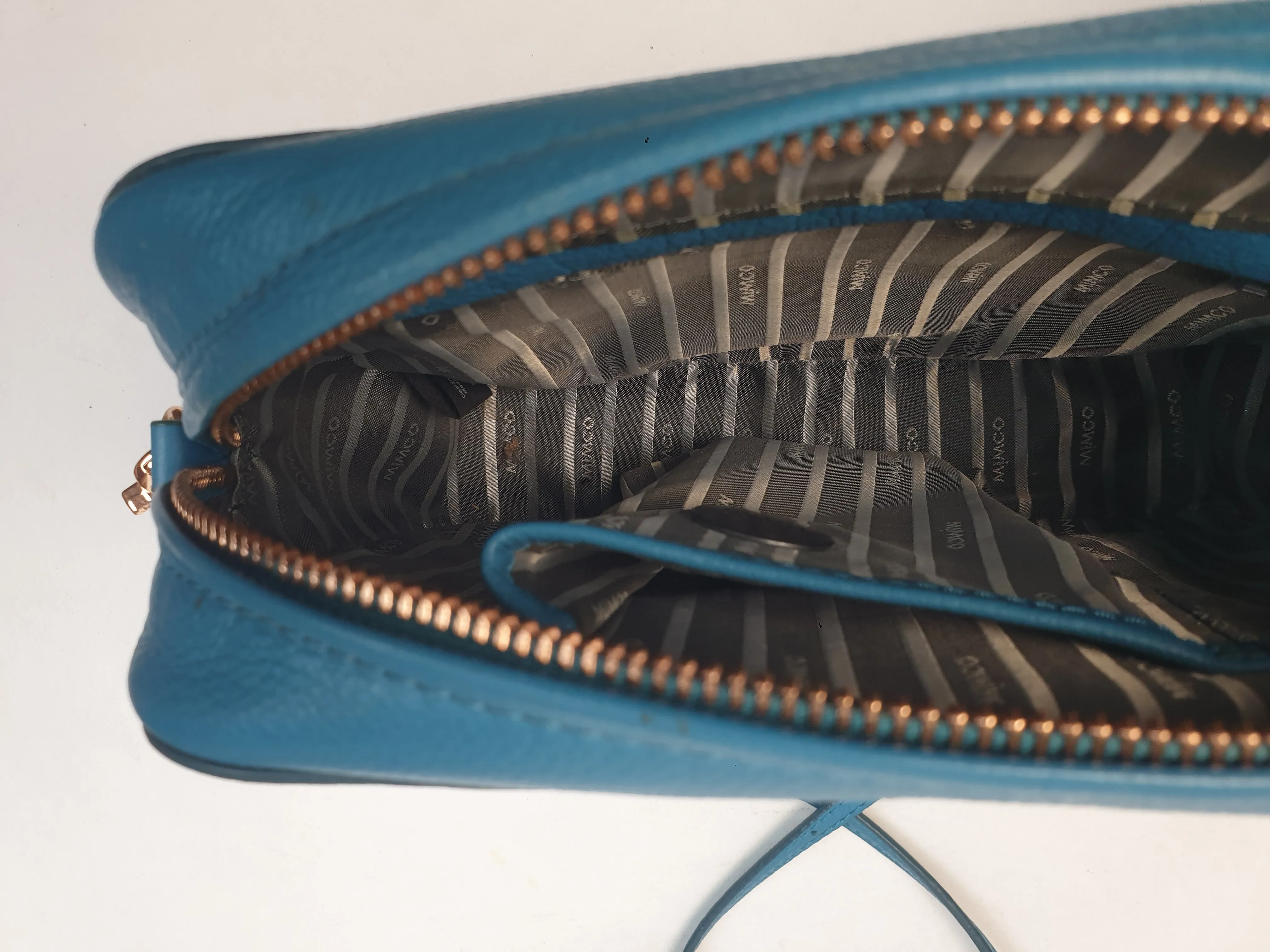 Mimco blue everyday bag with adjustable strap
