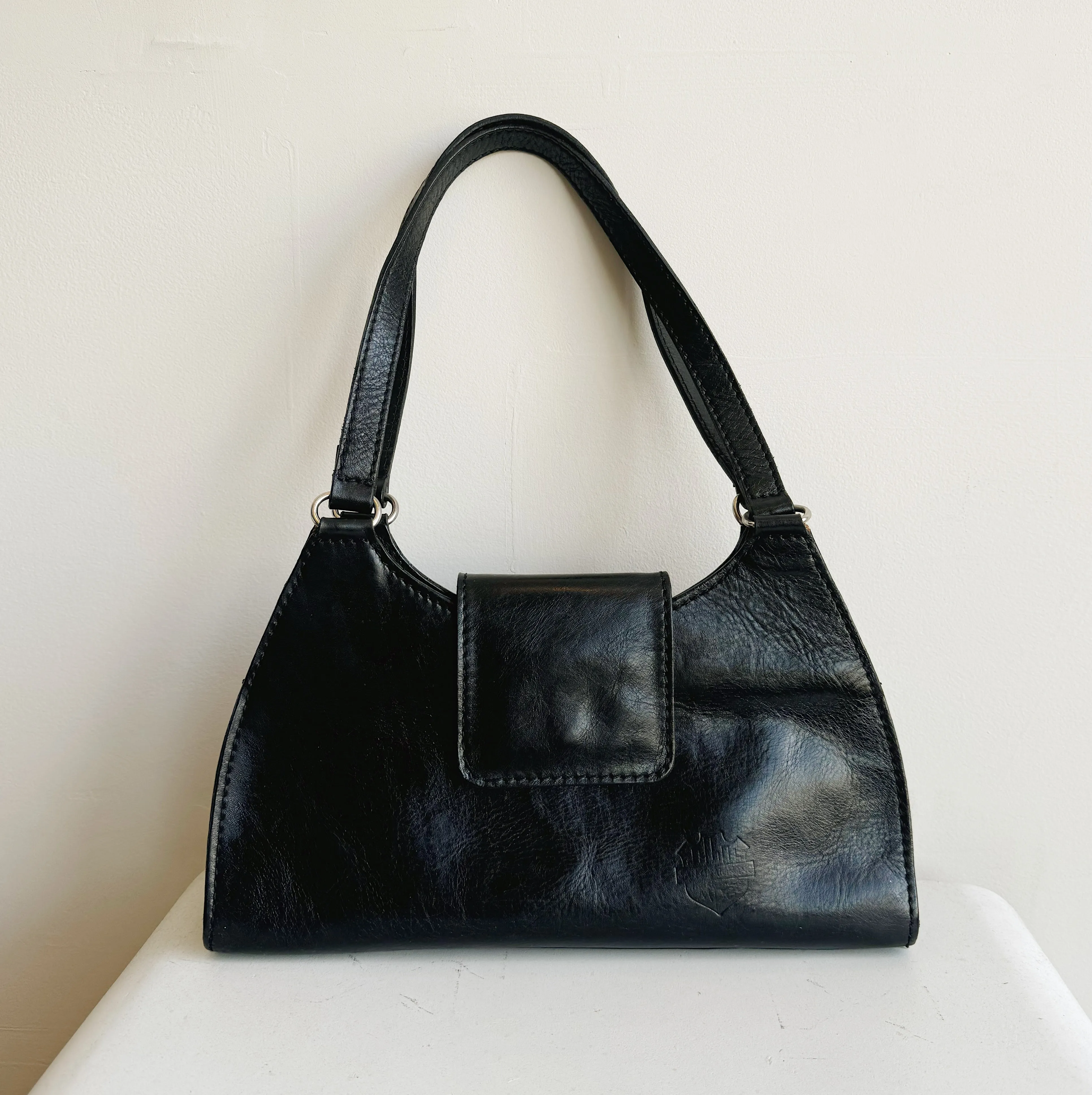Onyx Structured Leather Shoulder Bag