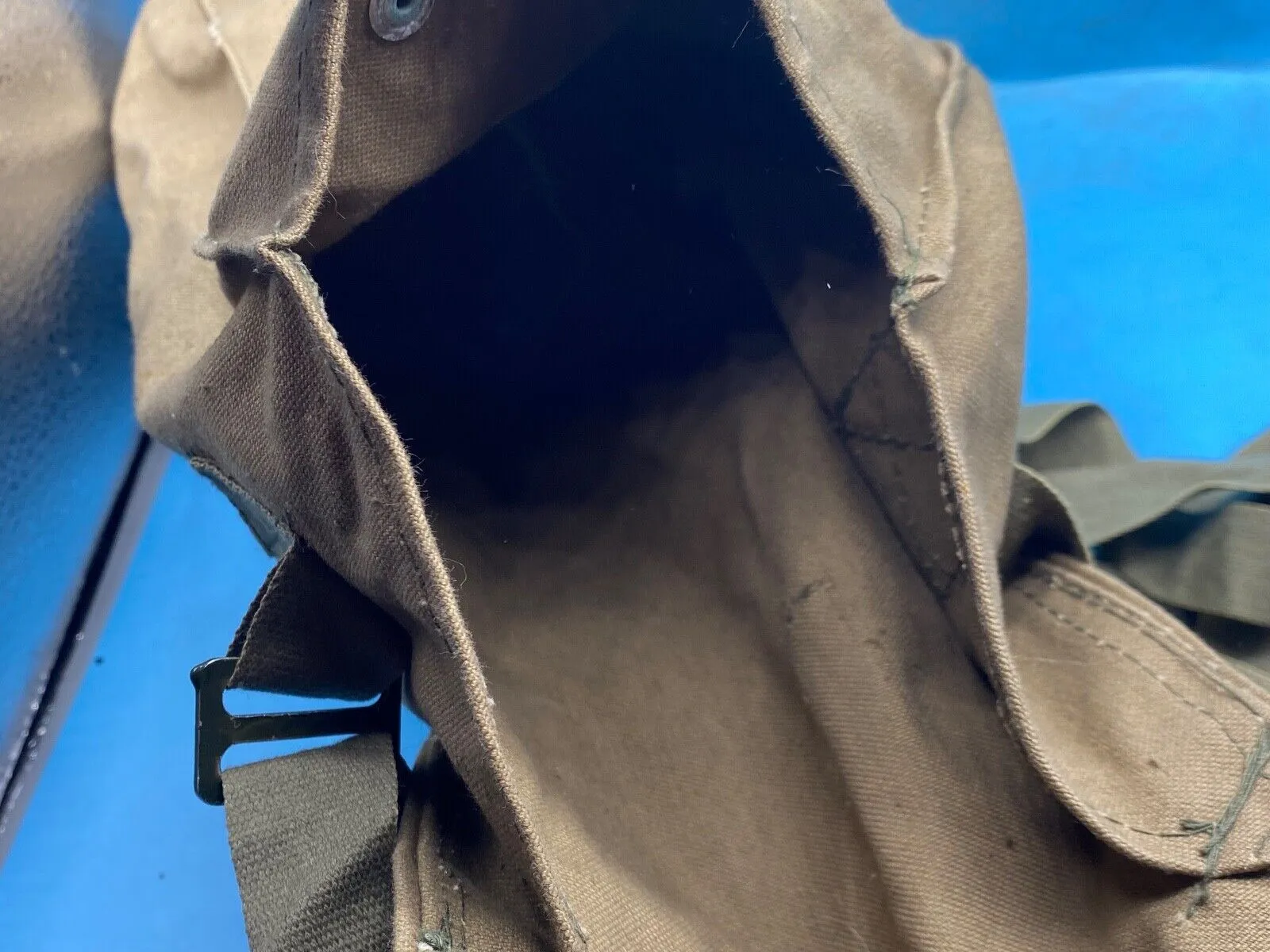 Original Post WW2 Italian Army Canvas Gas Mask Bag