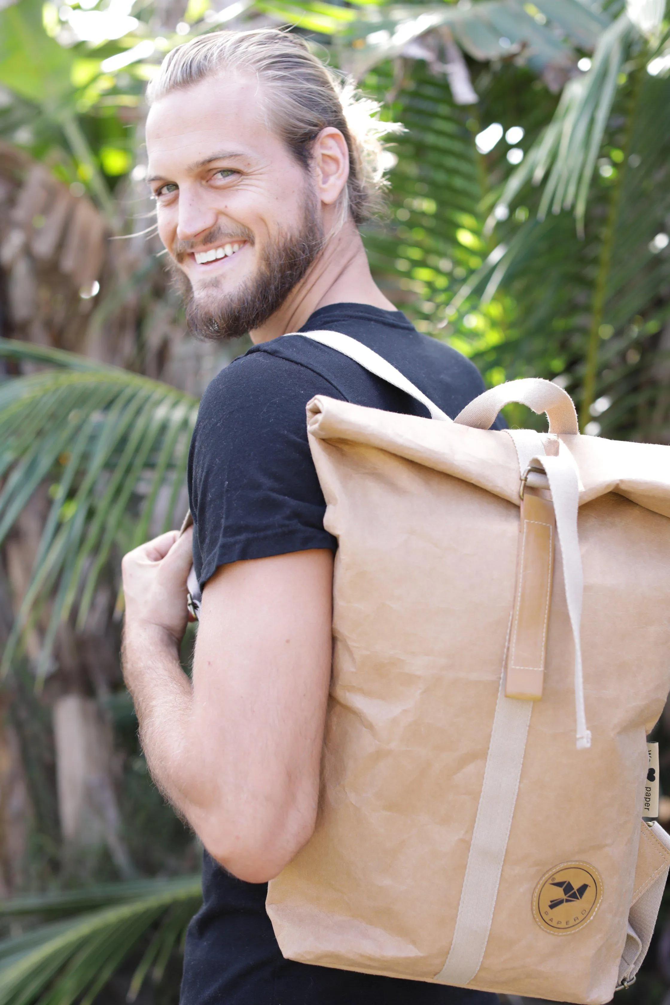PAPERO Rucksack aus Papier COUGAR MINI 13L waschbar, reißfest, wasserfest, vegan, nachhaltig